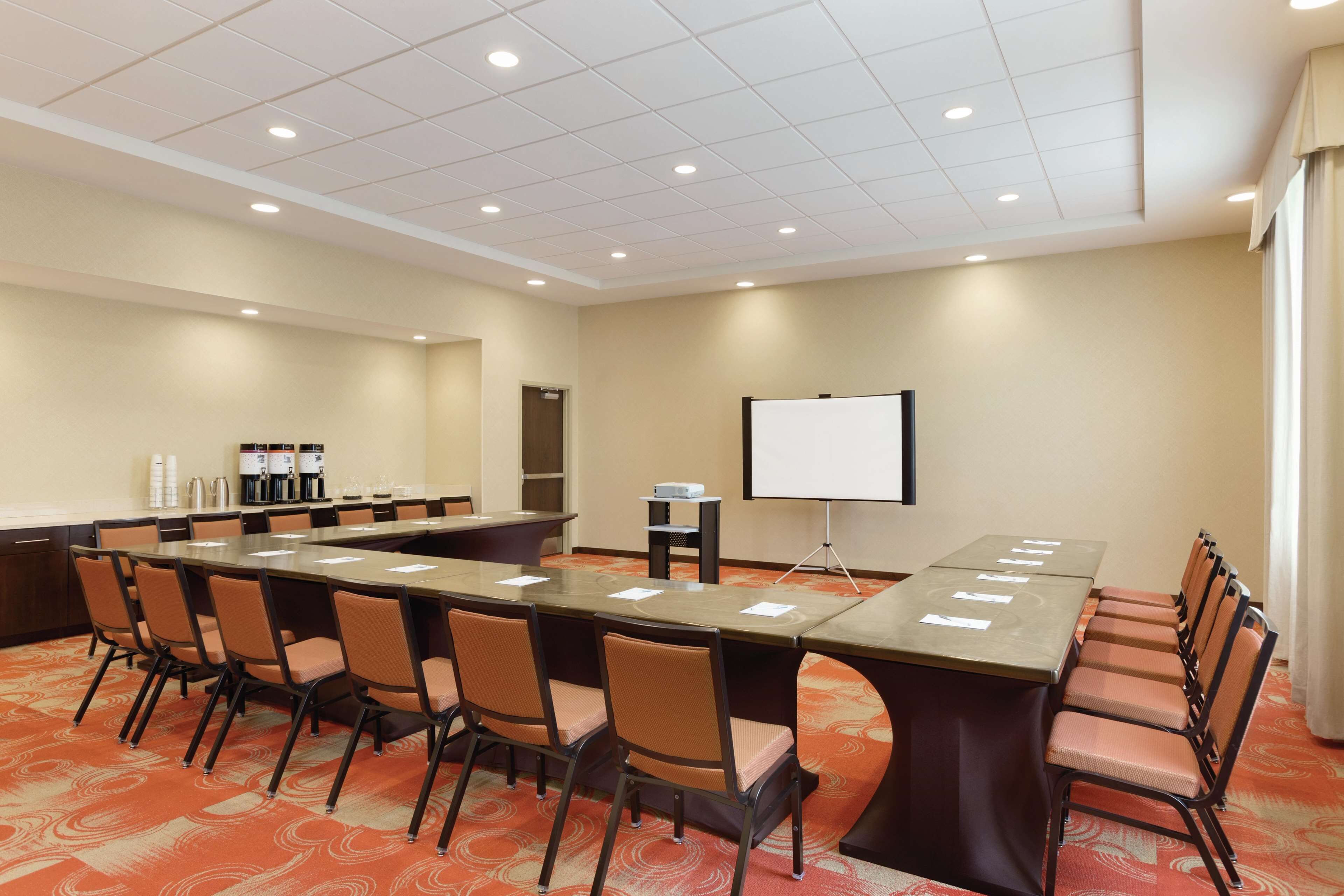 Hampton Inn St Albans Hampton Inn St Albans