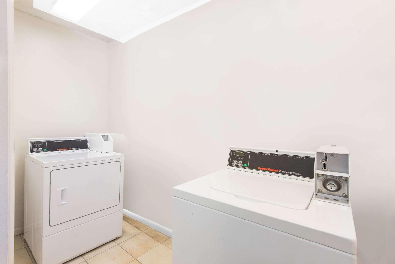 Days Inn by Wyndham Arlington Pentagon Days Inn by Wyndham Arlington Pentagon