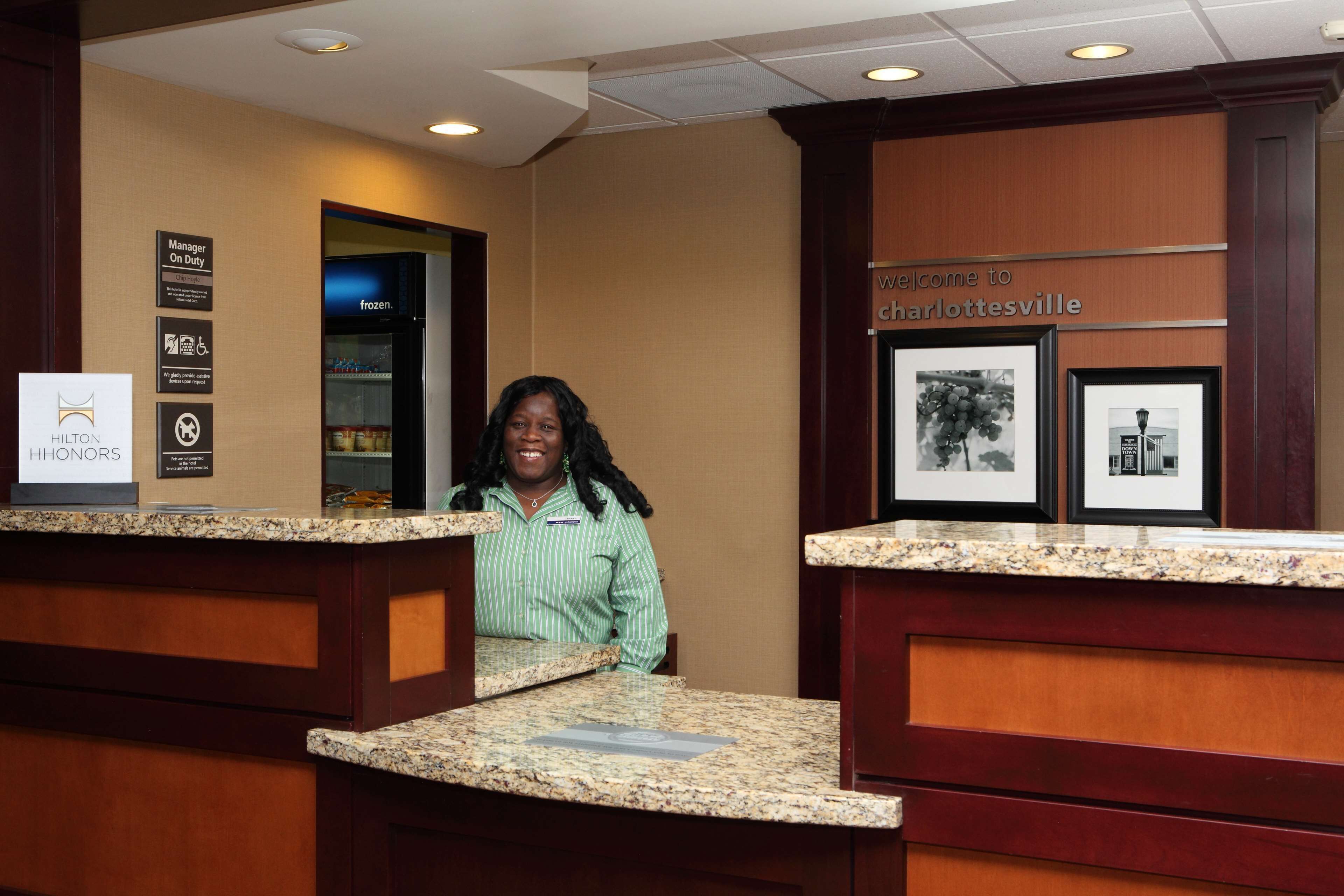 Hampton Inn & Suites Charlottesville-At The University Hampton Inn & Suites Charlottesville-At The University