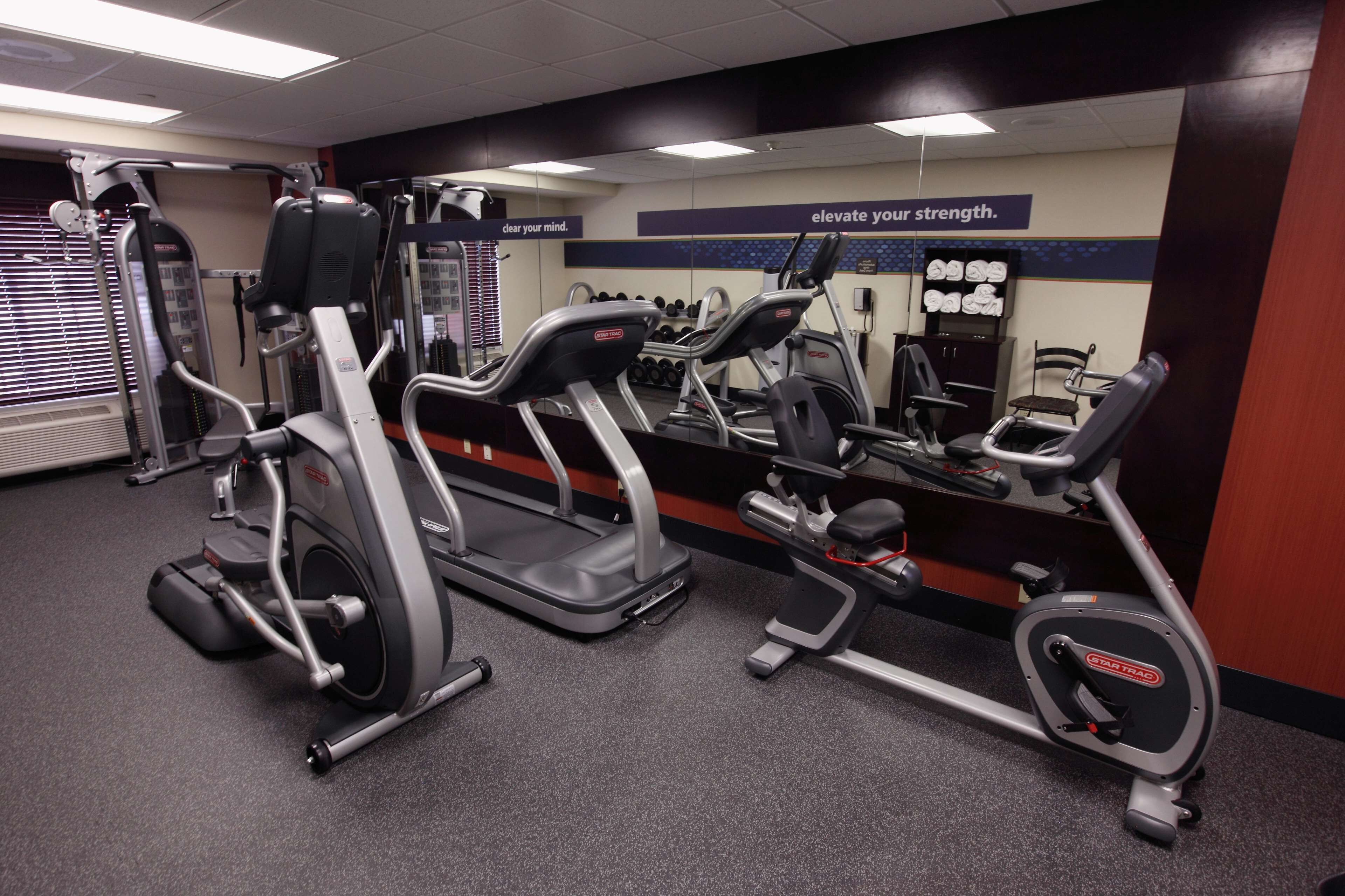 Hampton Inn & Suites Charlottesville-At The University Hampton Inn & Suites Charlottesville-At The University