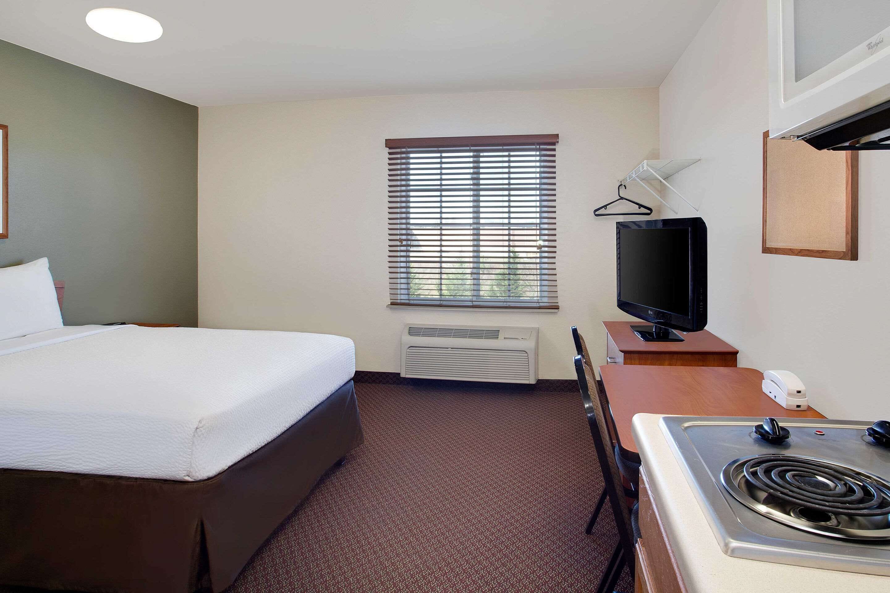 Woodspring Suites Richmond Fort Lee Woodspring Suites Richmond Fort Lee