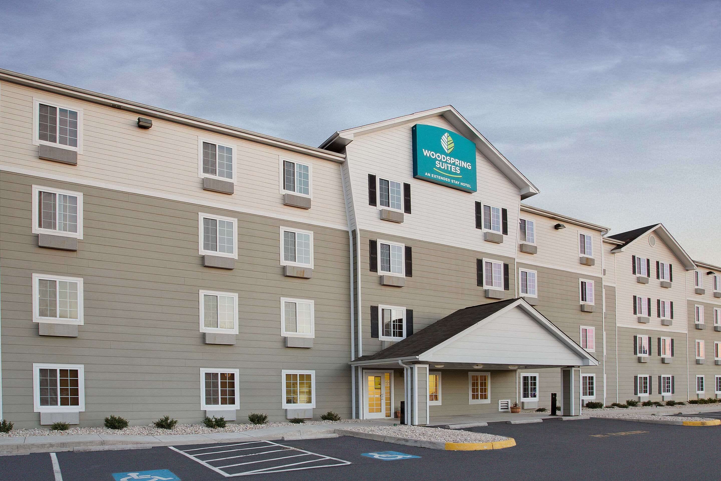 Woodspring Suites Richmond Fort Lee Woodspring Suites Richmond Fort Lee