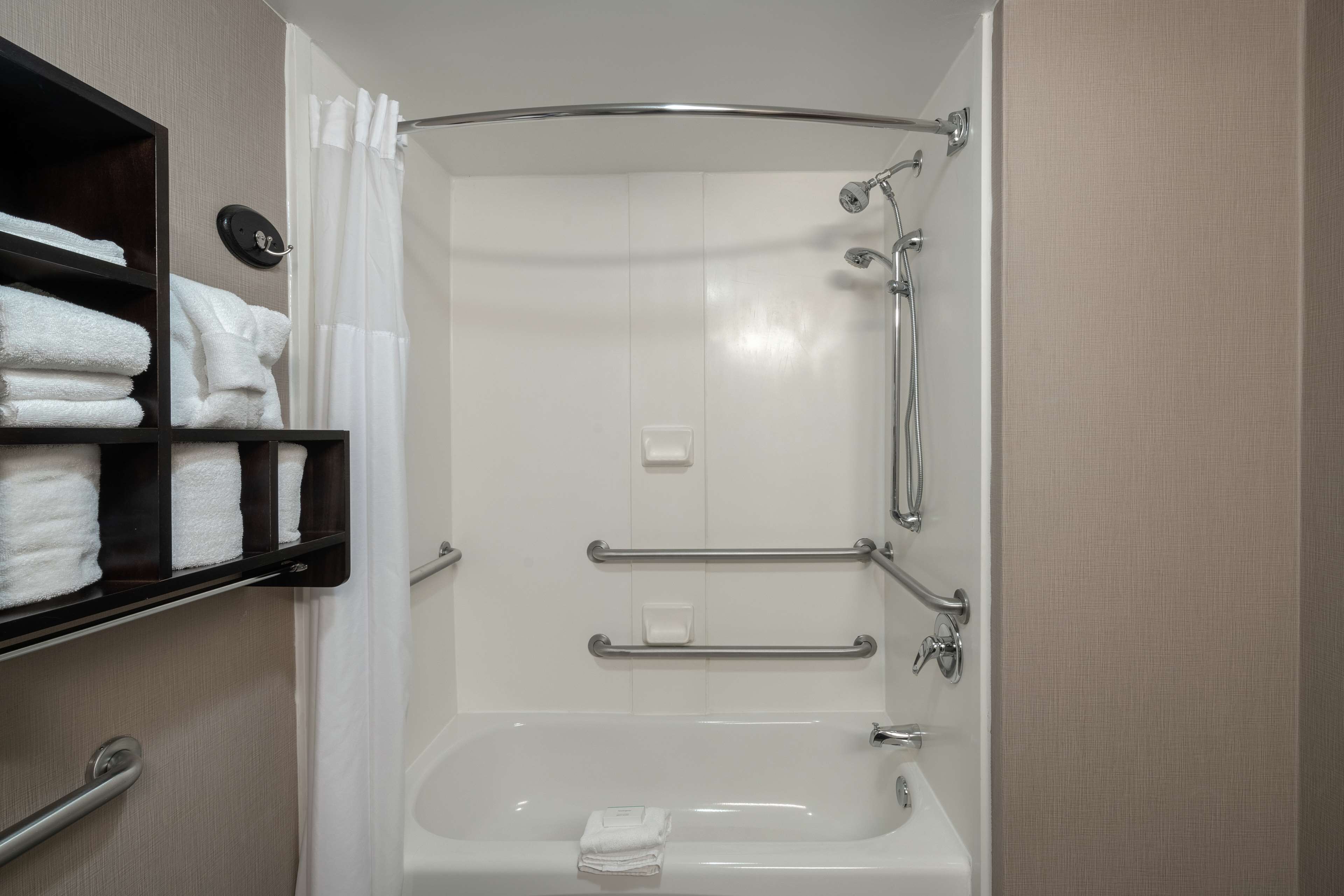 Hampton Inn Dublin Hampton Inn Dublin