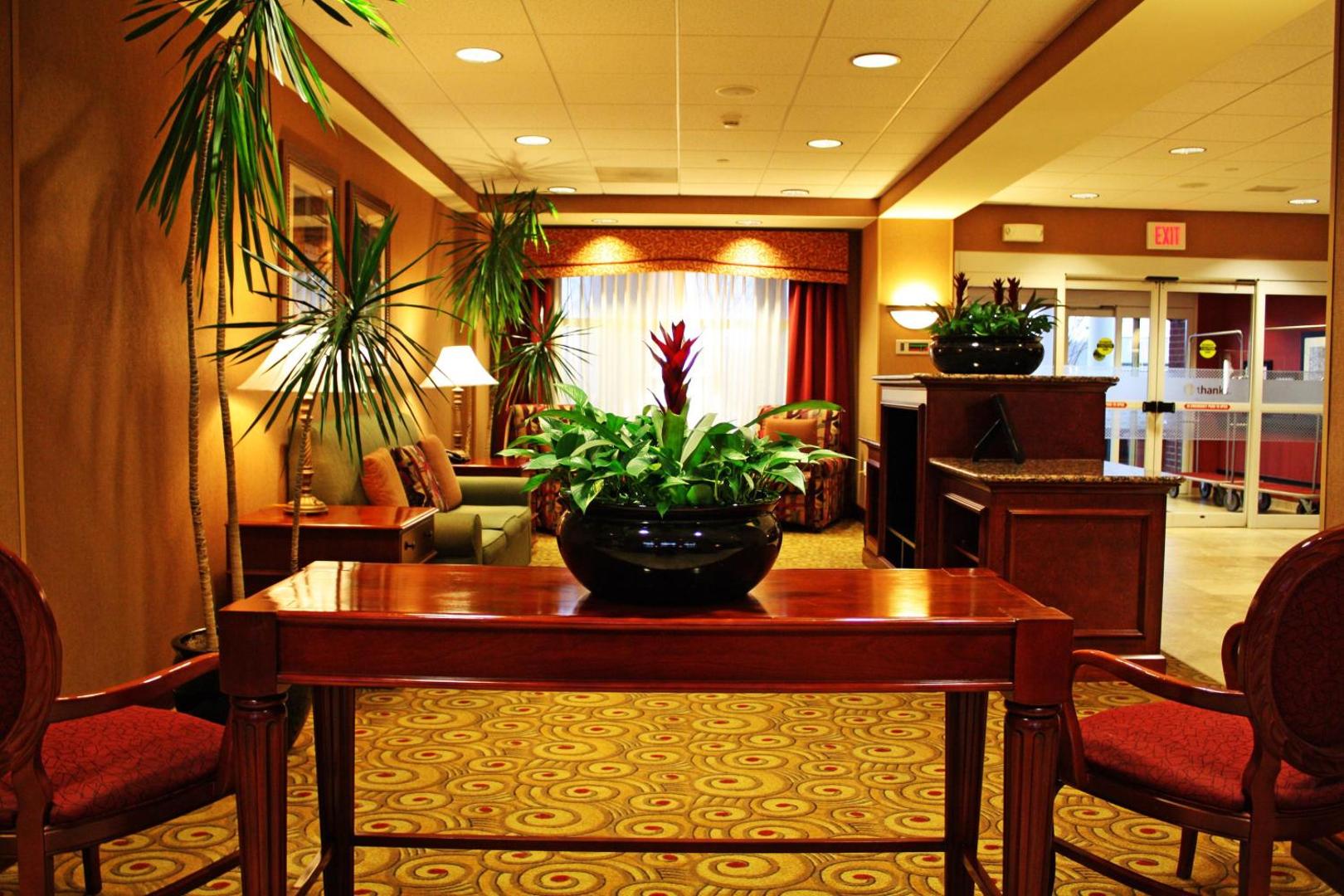 Hampton Inn & Suites Fredericksburg Hampton Inn & Suites Fredericksburg