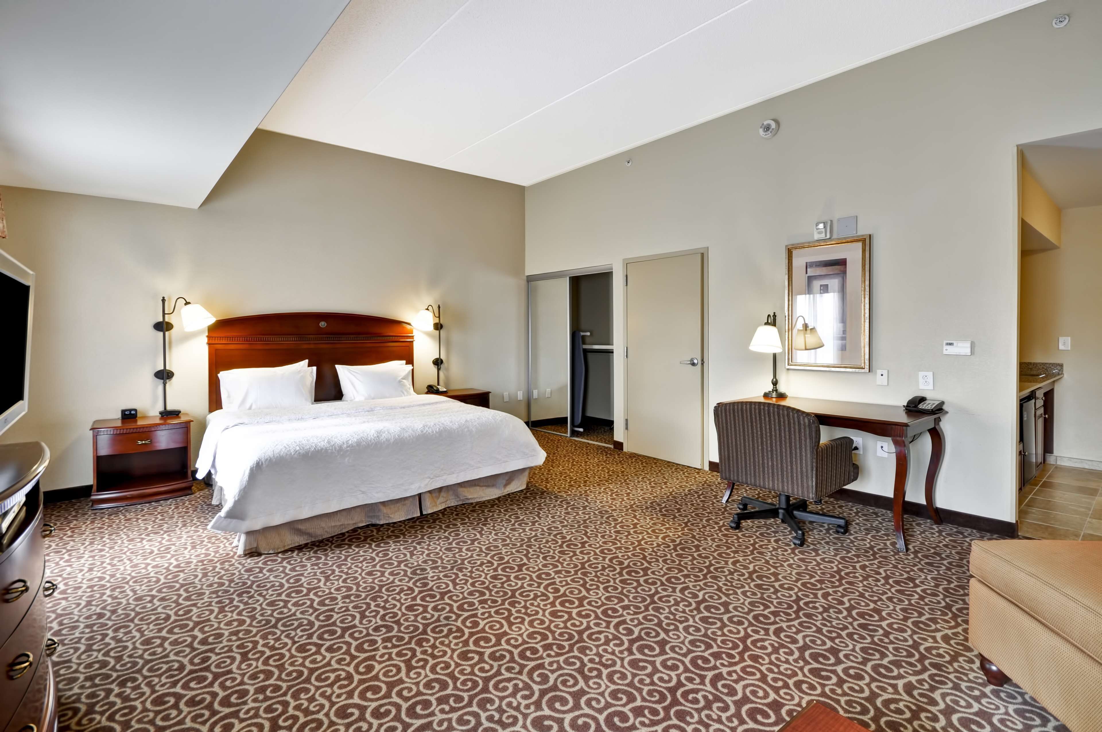 Hampton Inn & Suites Fredericksburg Hampton Inn & Suites Fredericksburg