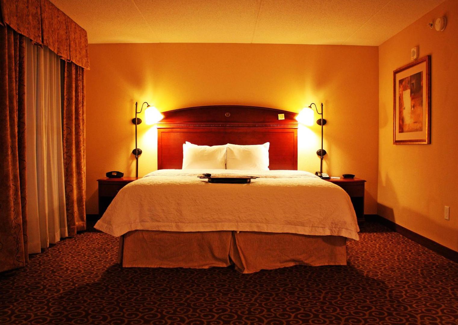 Hampton Inn & Suites Fredericksburg Hampton Inn & Suites Fredericksburg