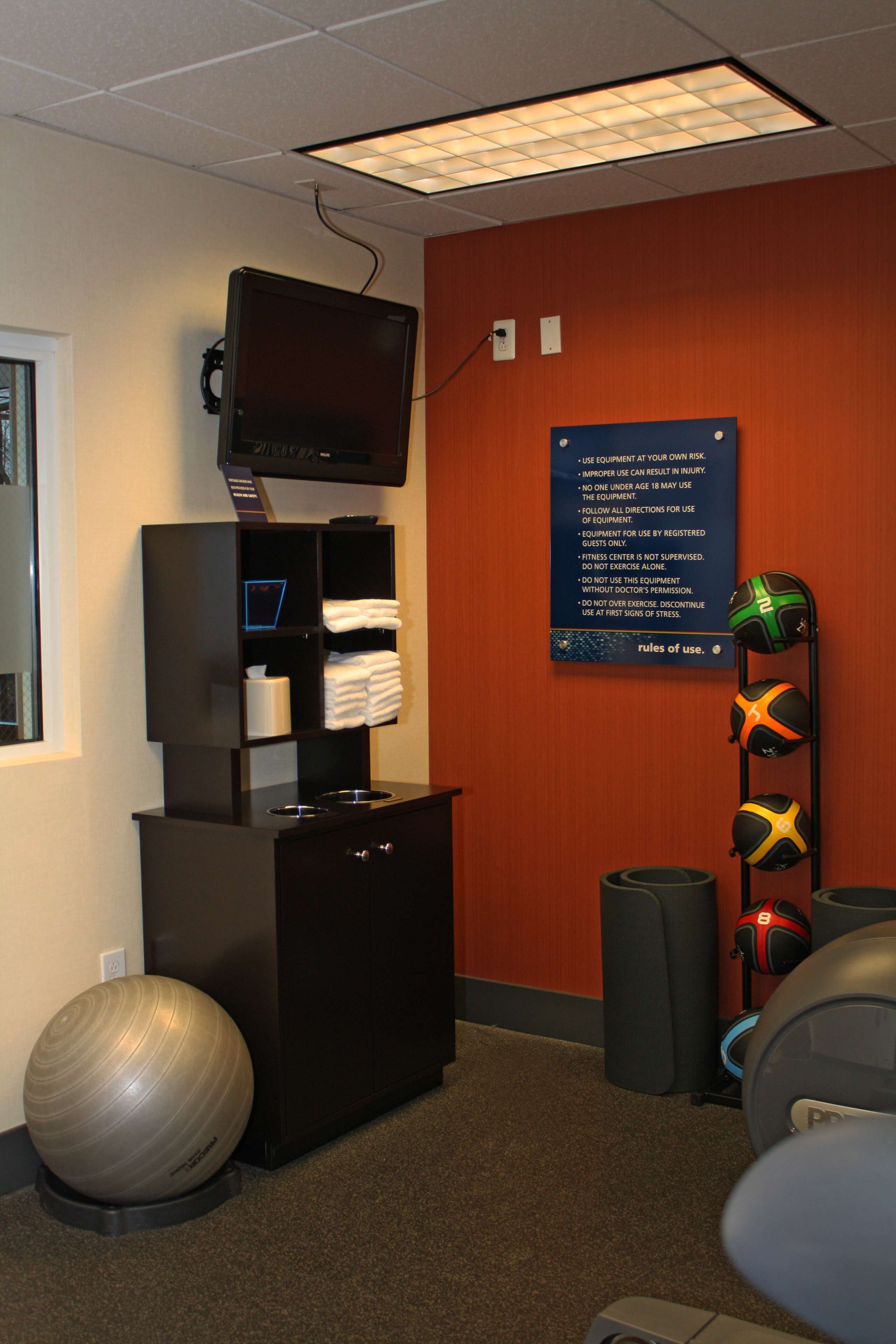 Hampton Inn & Suites Fredericksburg Hampton Inn & Suites Fredericksburg