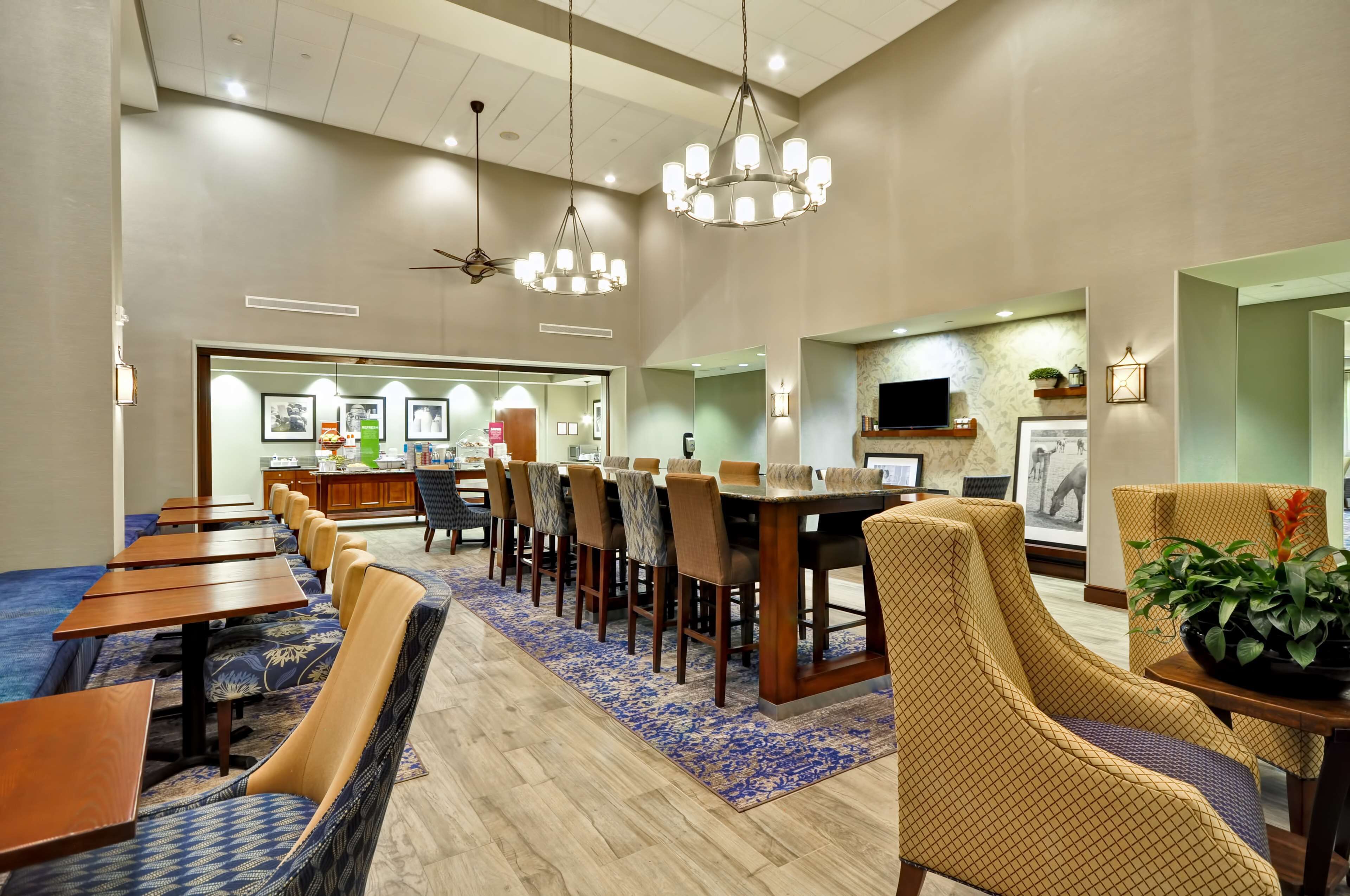 Hampton Inn & Suites Fredericksburg Hampton Inn & Suites Fredericksburg