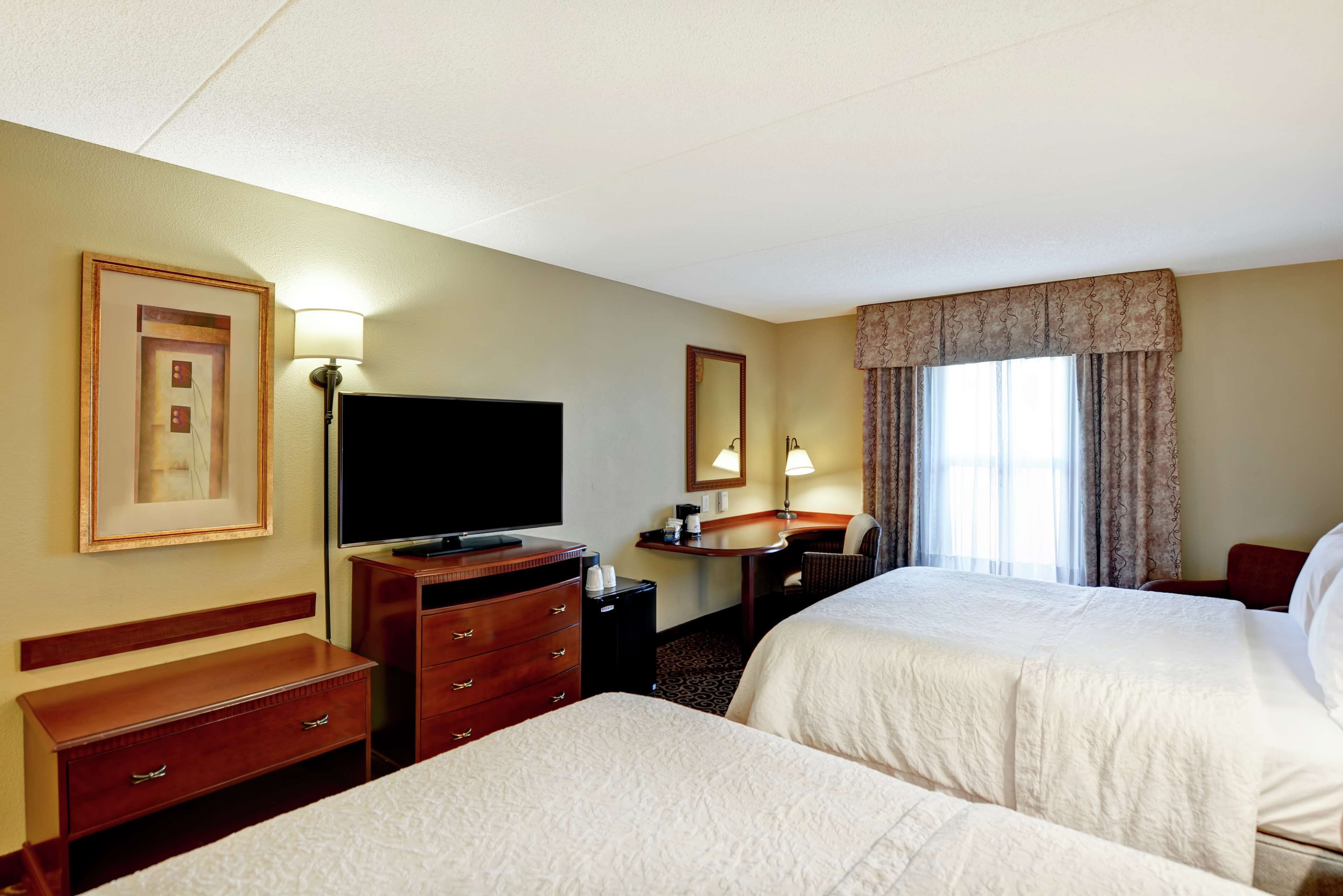Hampton Inn & Suites Fredericksburg Hampton Inn & Suites Fredericksburg