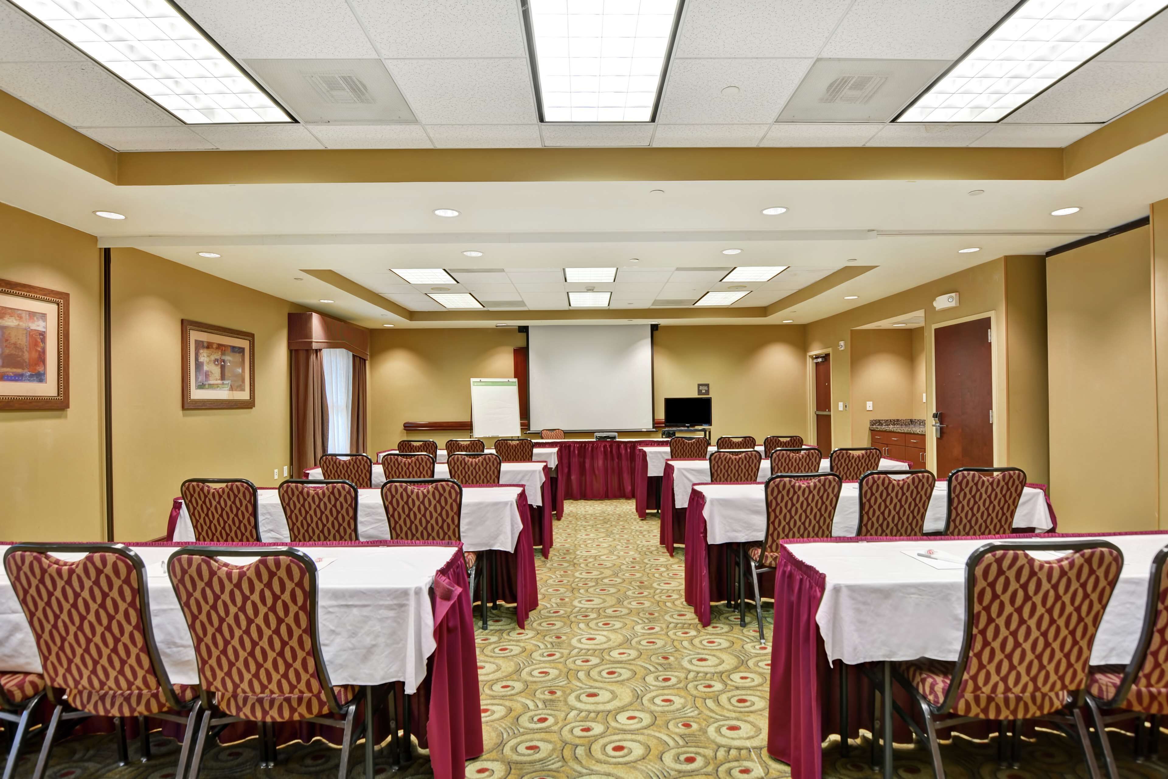 Hampton Inn & Suites Fredericksburg Hampton Inn & Suites Fredericksburg