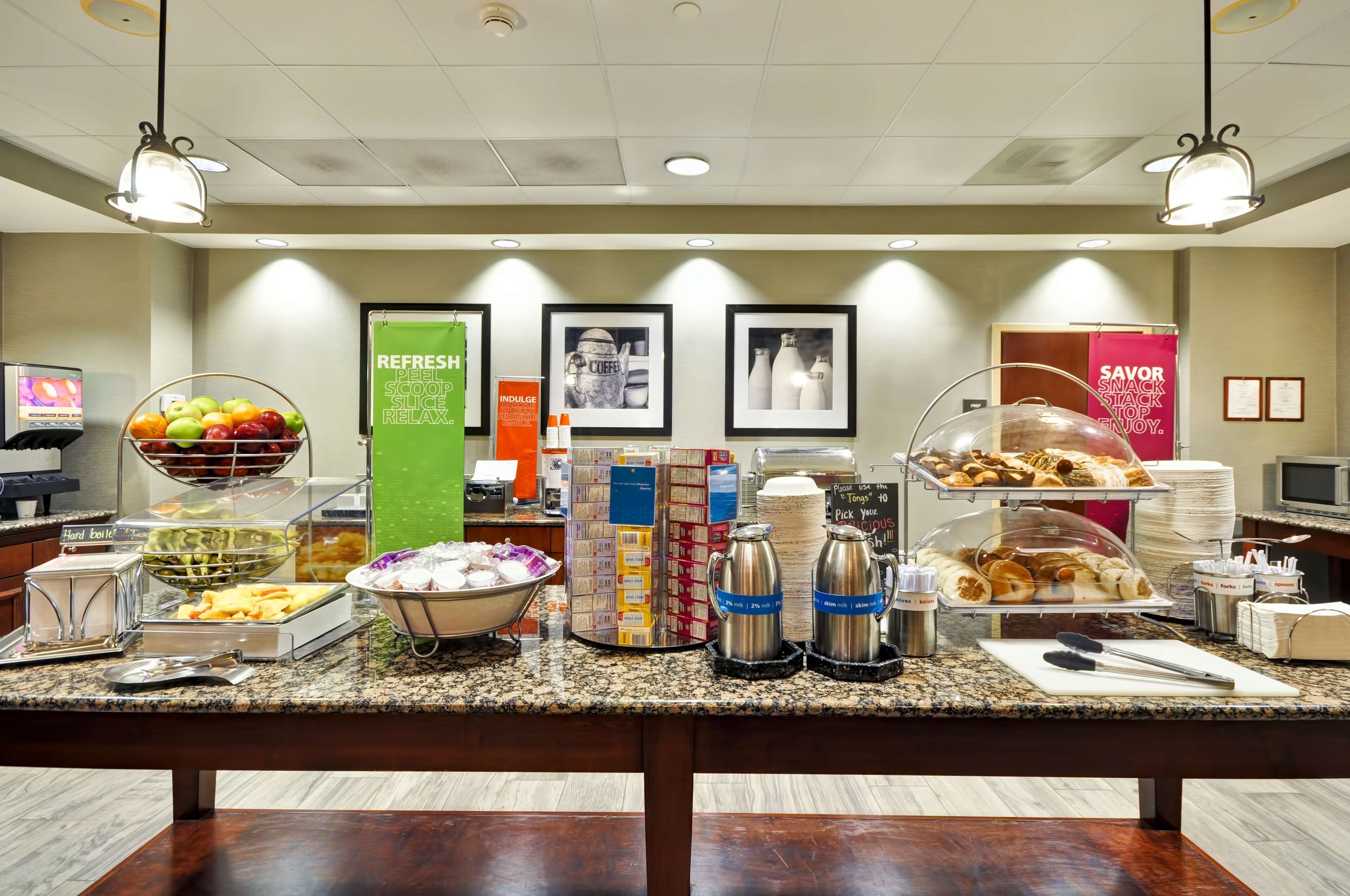 Hampton Inn & Suites Fredericksburg Hampton Inn & Suites Fredericksburg