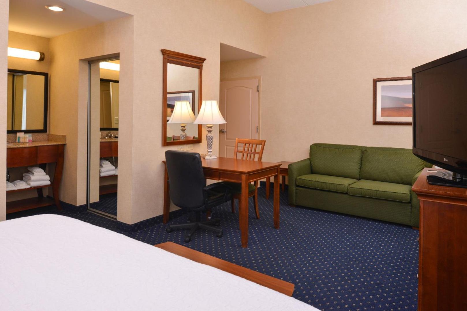 Hampton Inn & Suites Fredericksburg South Hampton Inn & Suites Fredericksburg South