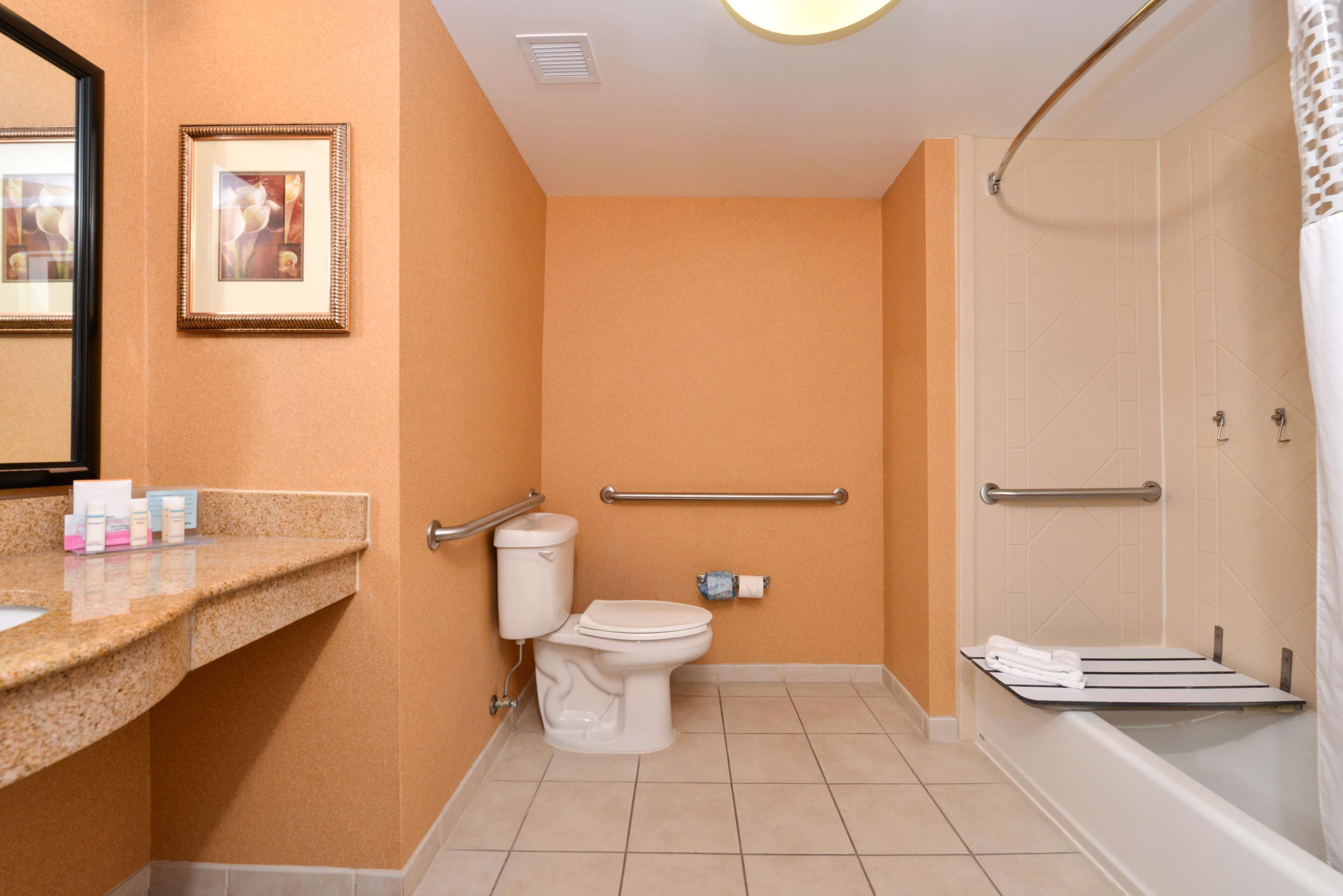 Hampton Inn & Suites Fredericksburg South Hampton Inn & Suites Fredericksburg South