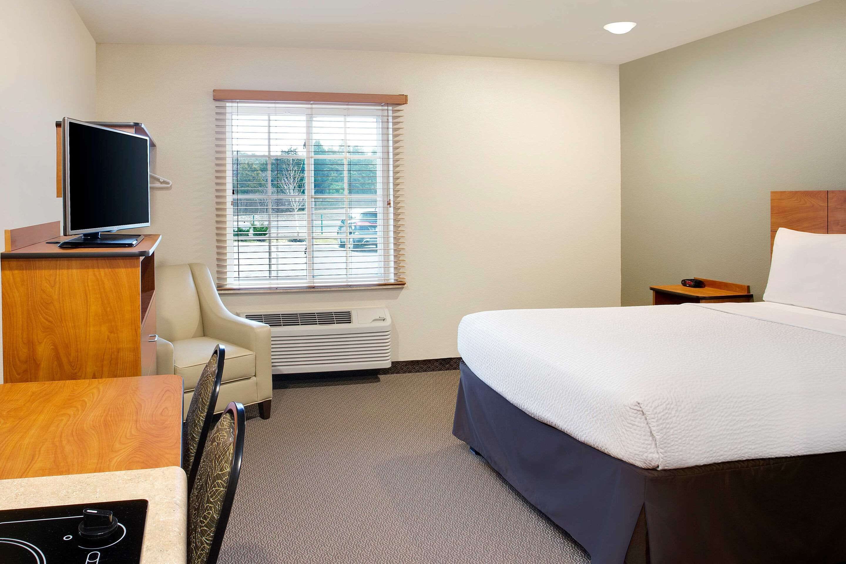 WoodSpring Suites Fredericksburg WoodSpring Suites Fredericksburg