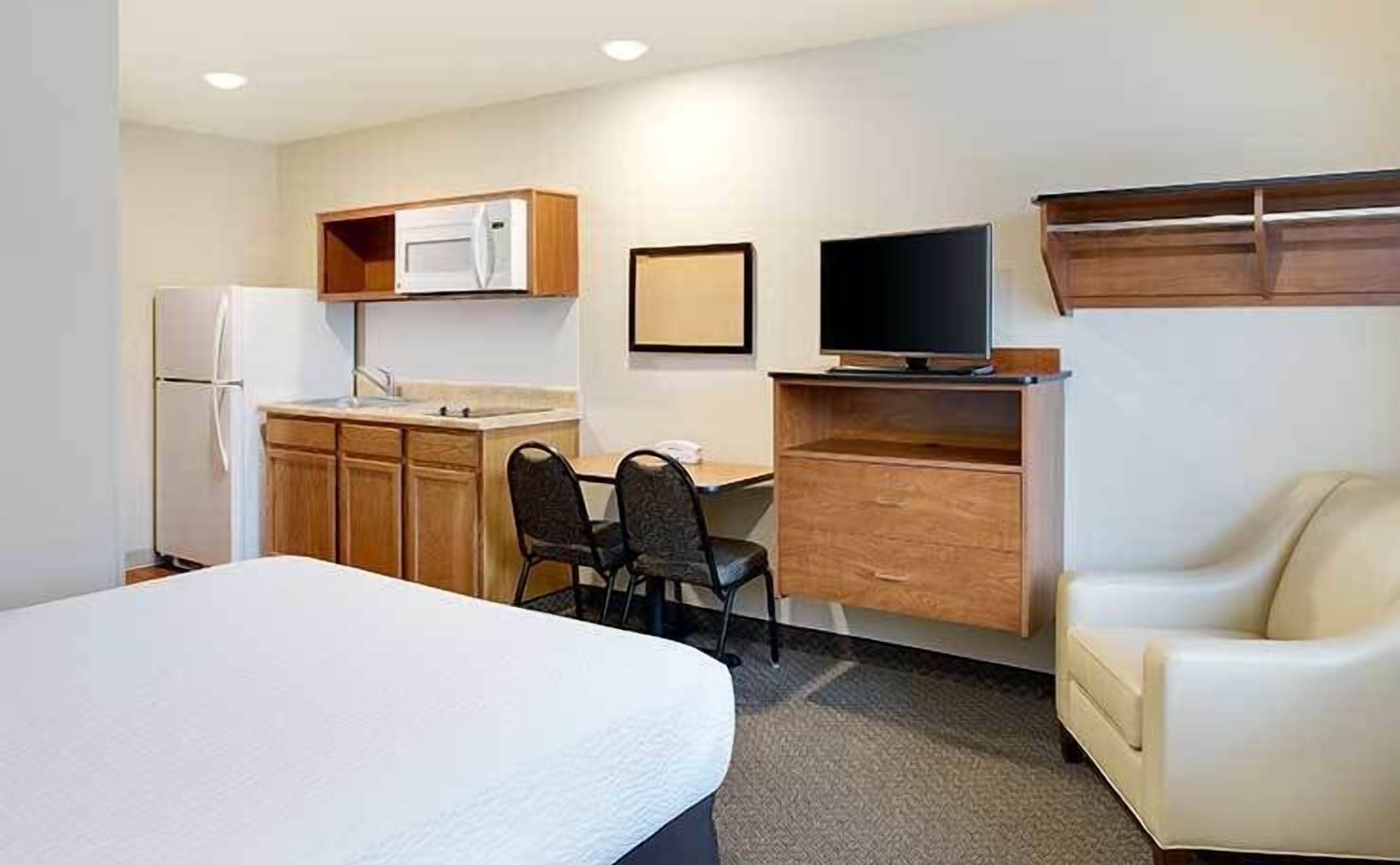 WoodSpring Suites Fredericksburg WoodSpring Suites Fredericksburg