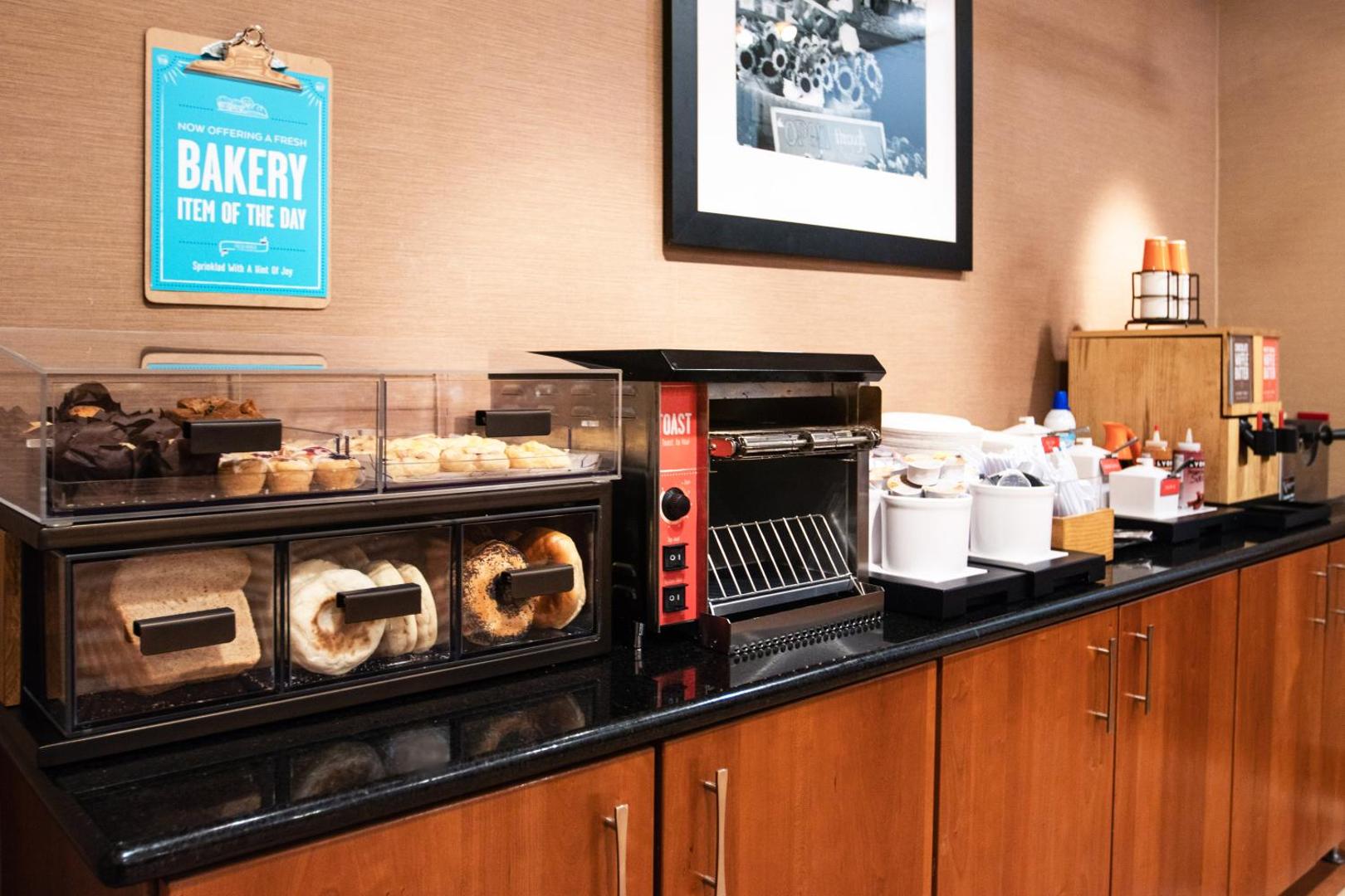 Hampton Inn Gloucester Hampton Inn Gloucester