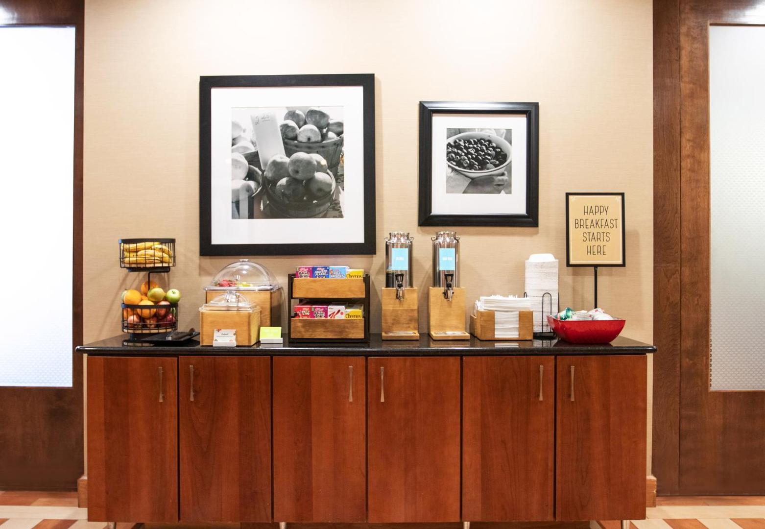 Hampton Inn Gloucester Hampton Inn Gloucester