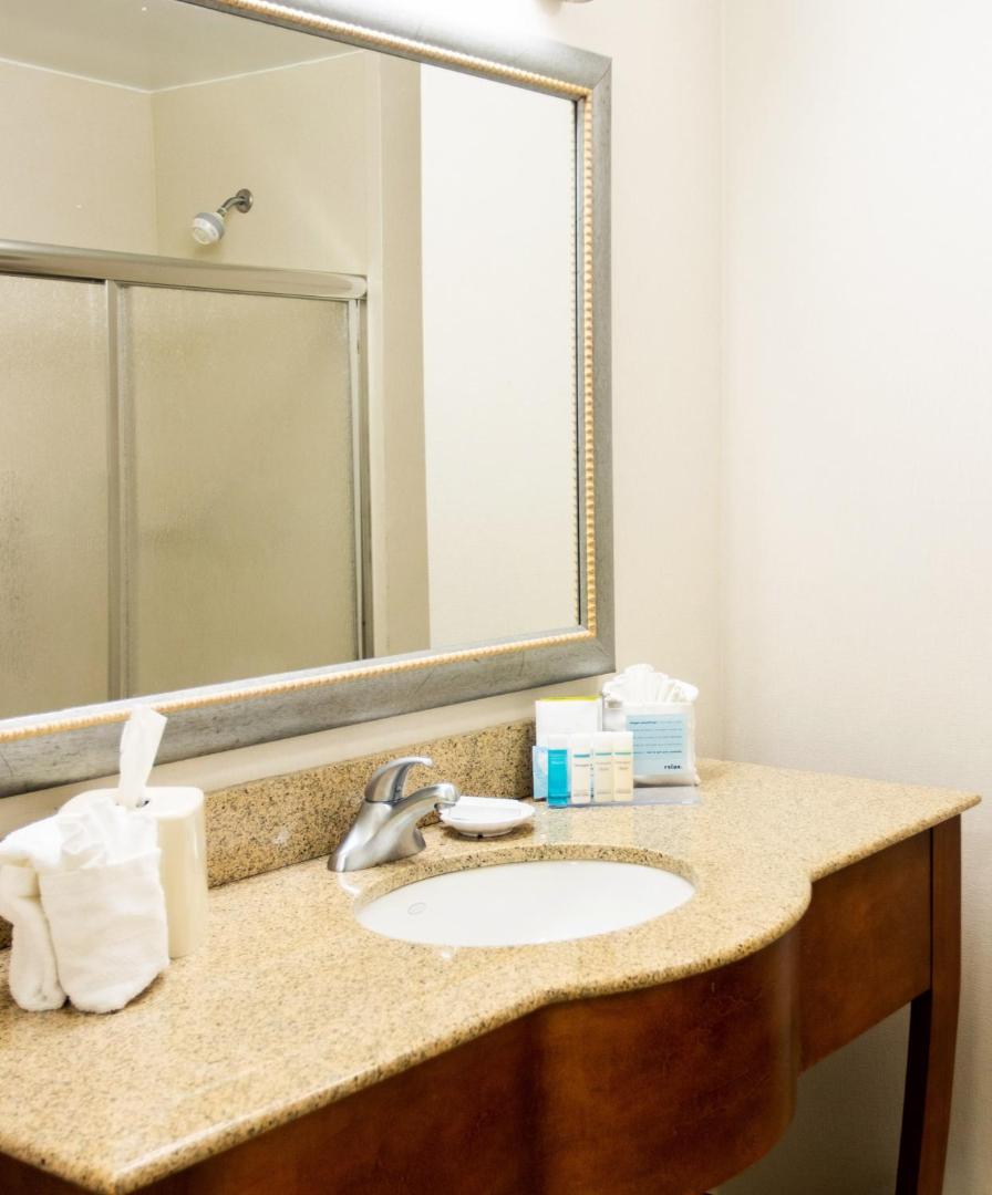 Hampton Inn Gloucester Hampton Inn Gloucester