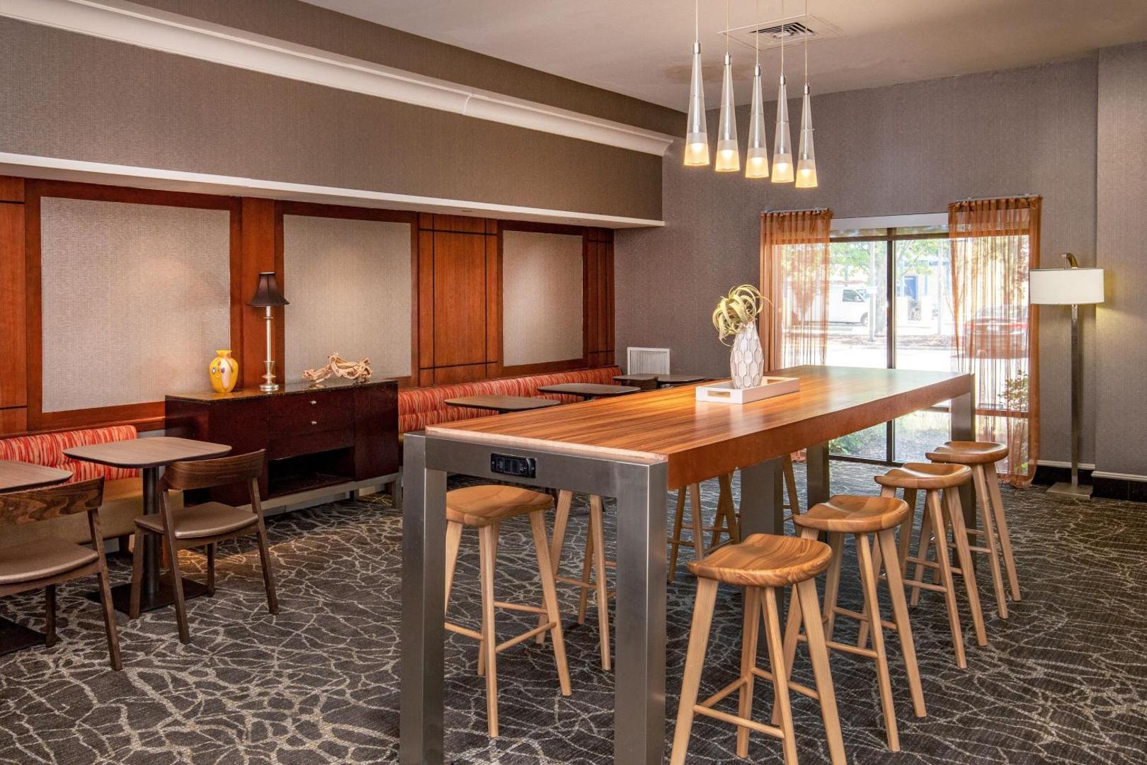 SpringHill Suites by Marriott Norfolk/Virginia Beach SpringHill Suites by Marriott Norfolk/Virginia Beach