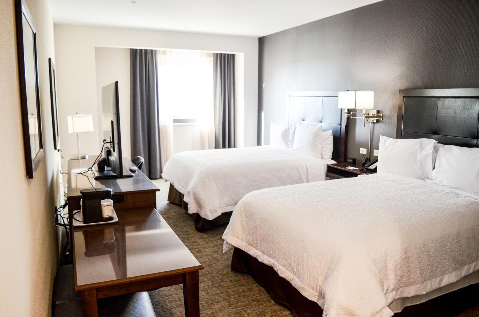 Hampton Inn & Suites Richmond - Downtown Hampton Inn & Suites Richmond - Downtown