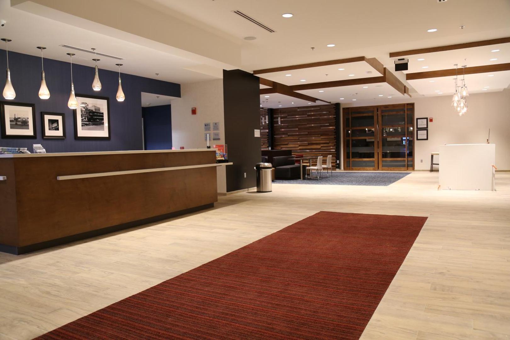Hampton Inn & Suites Richmond - Downtown Hampton Inn & Suites Richmond - Downtown