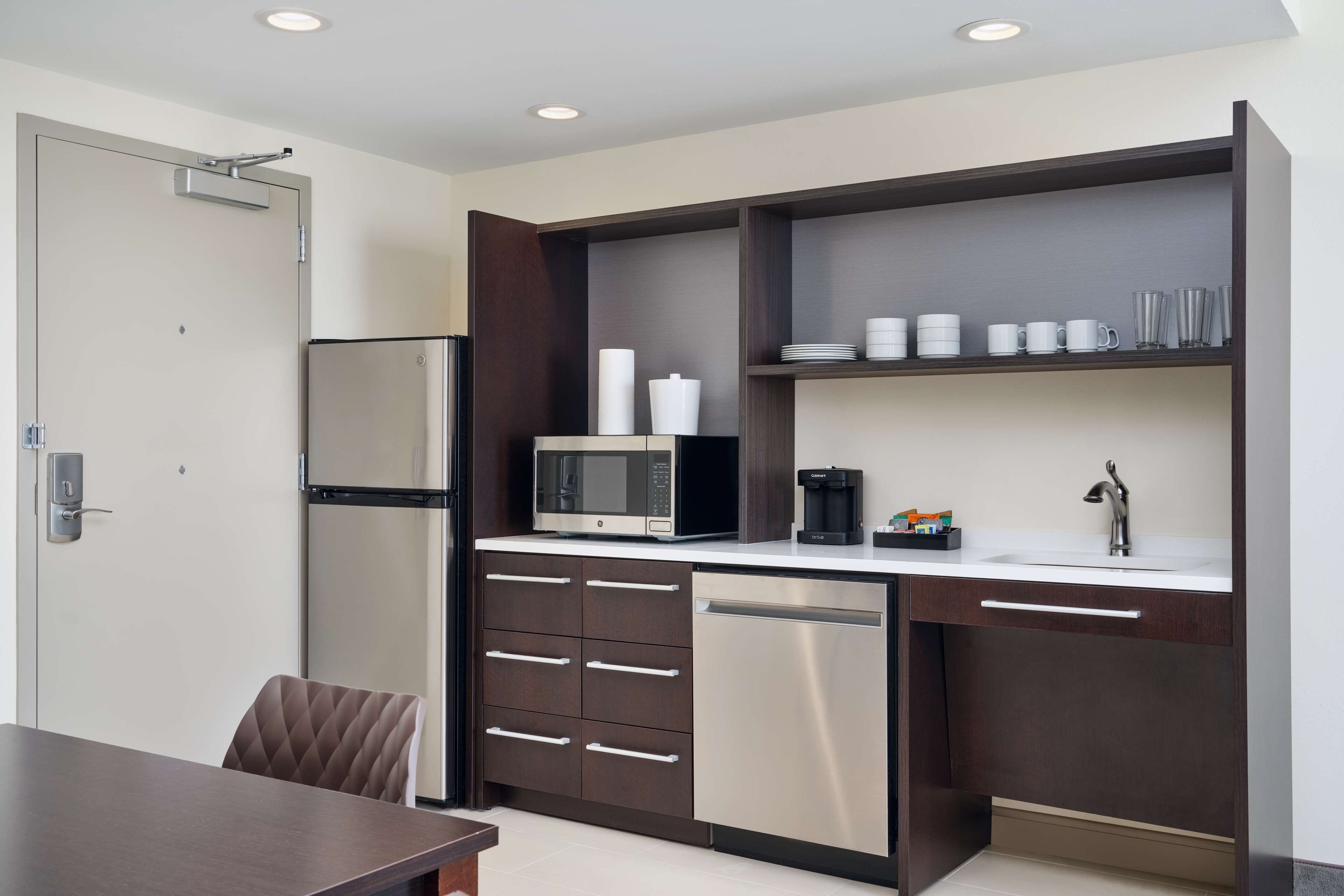 Home2 Suites by Hilton Richmond Glenside Home2 Suites by Hilton Richmond Glenside