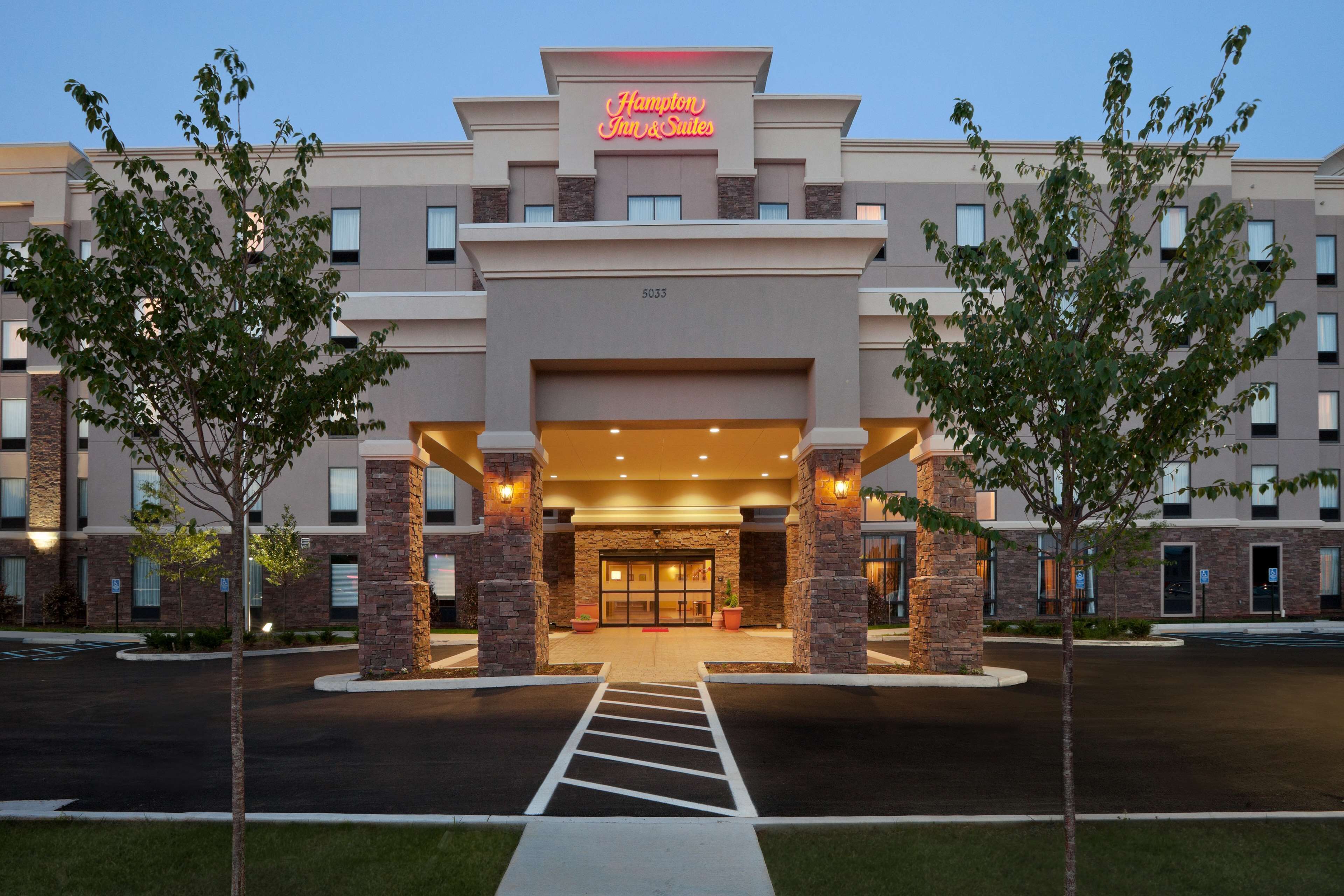 Hampton Inn & Suites Roanoke Airport Hampton Inn & Suites Roanoke Airport