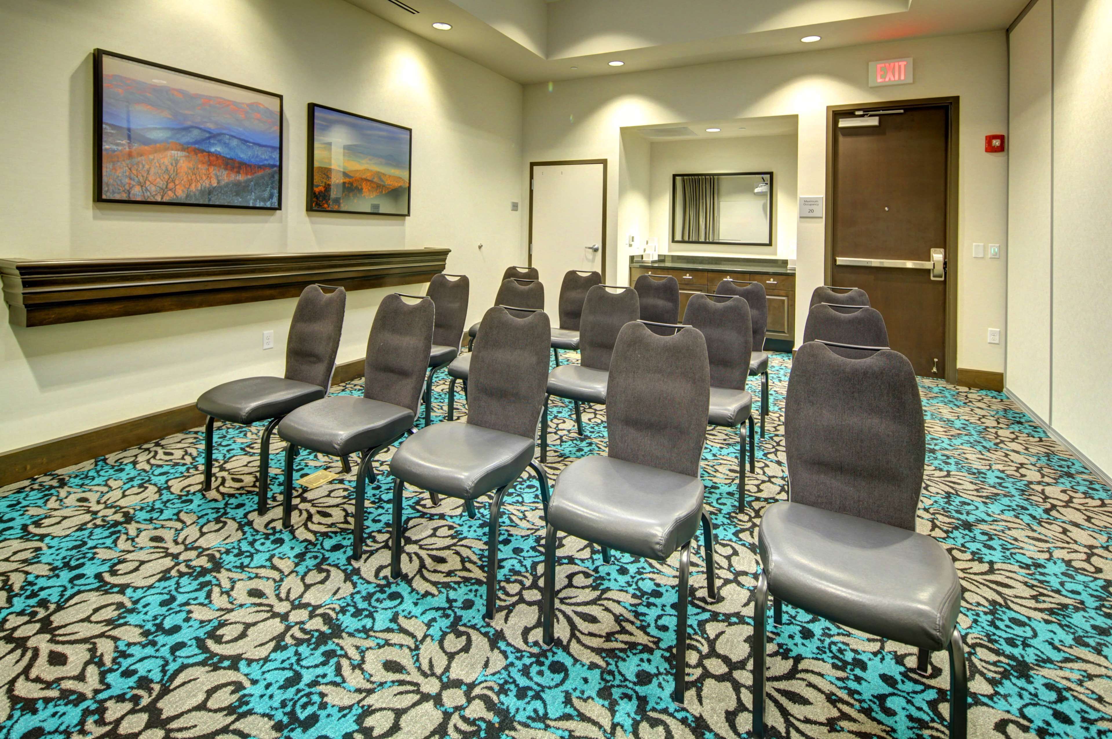 Hampton Inn and Suites Roanoke Downtown Hampton Inn and Suites Roanoke Downtown