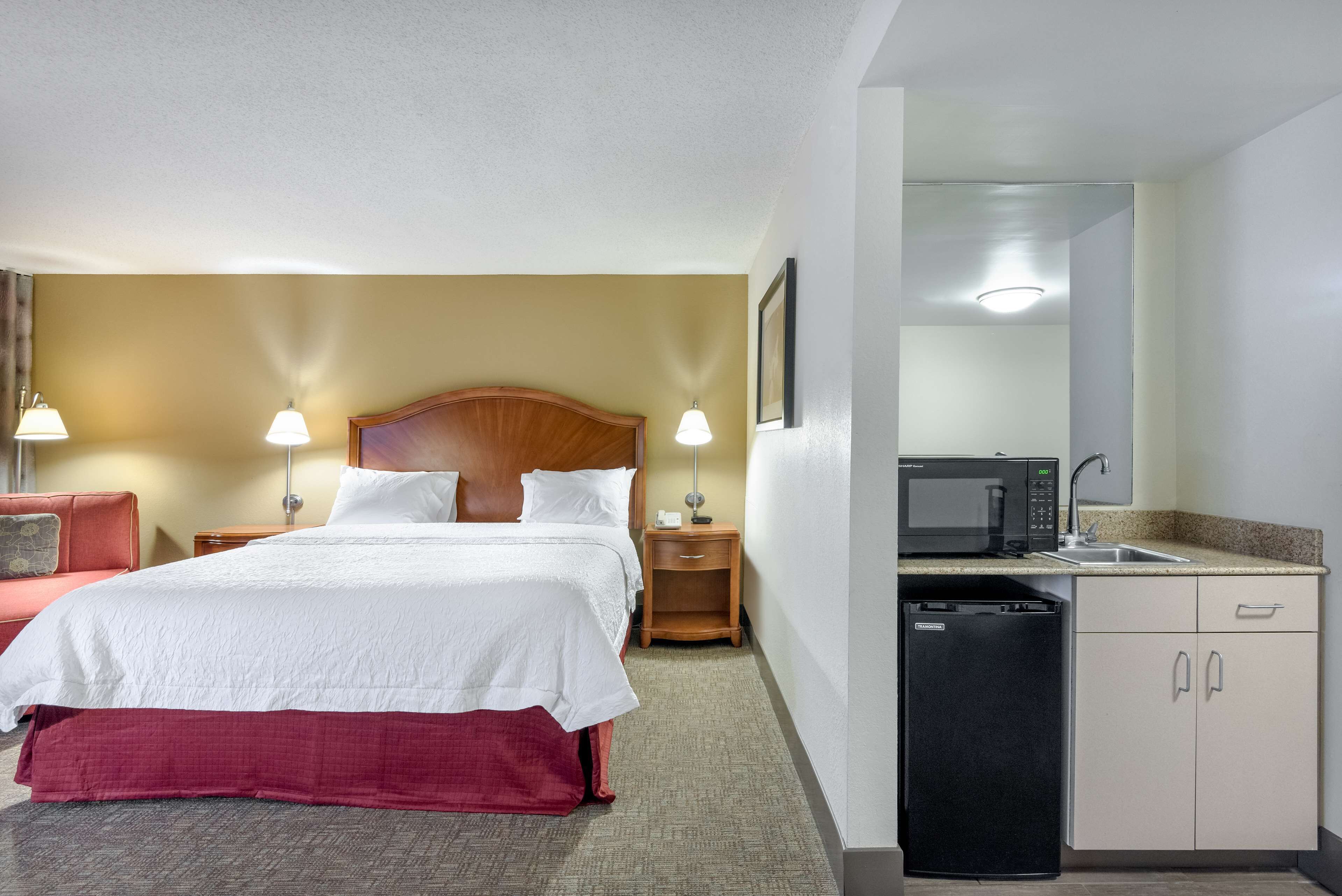 Hampton Inn Roanoke Hollins/I 81