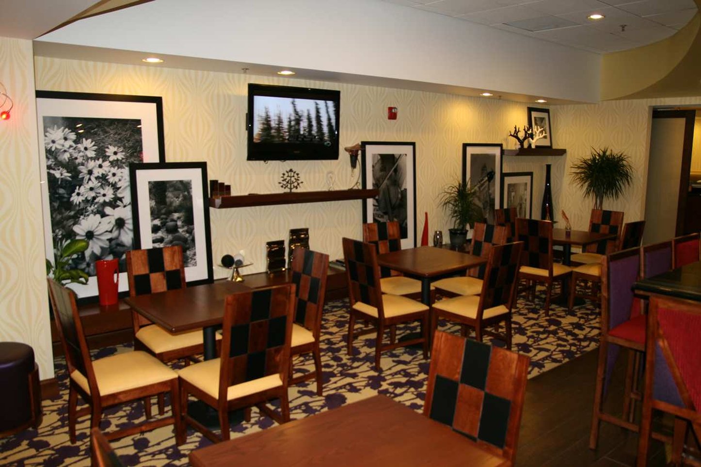 Hampton Inn Richmond - Airport Hampton Inn Richmond - Airport