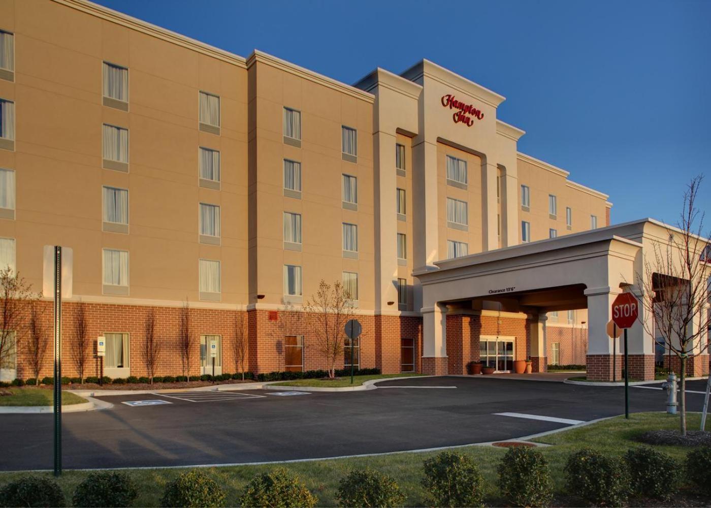 Hampton Inn Richmond - Airport Hampton Inn Richmond - Airport