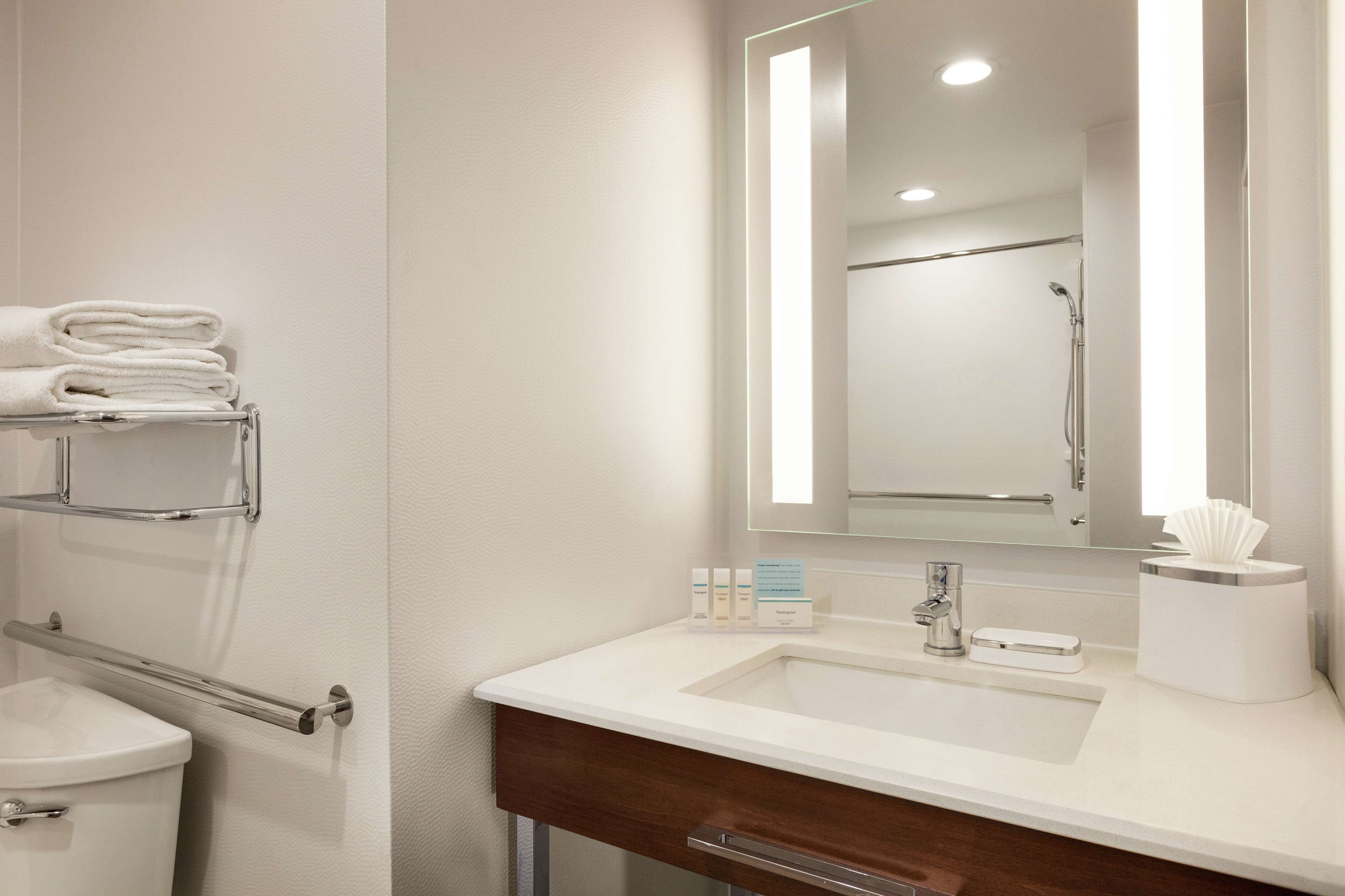 Hampton Inn Dulles/Cascades Hampton Inn Dulles/Cascades