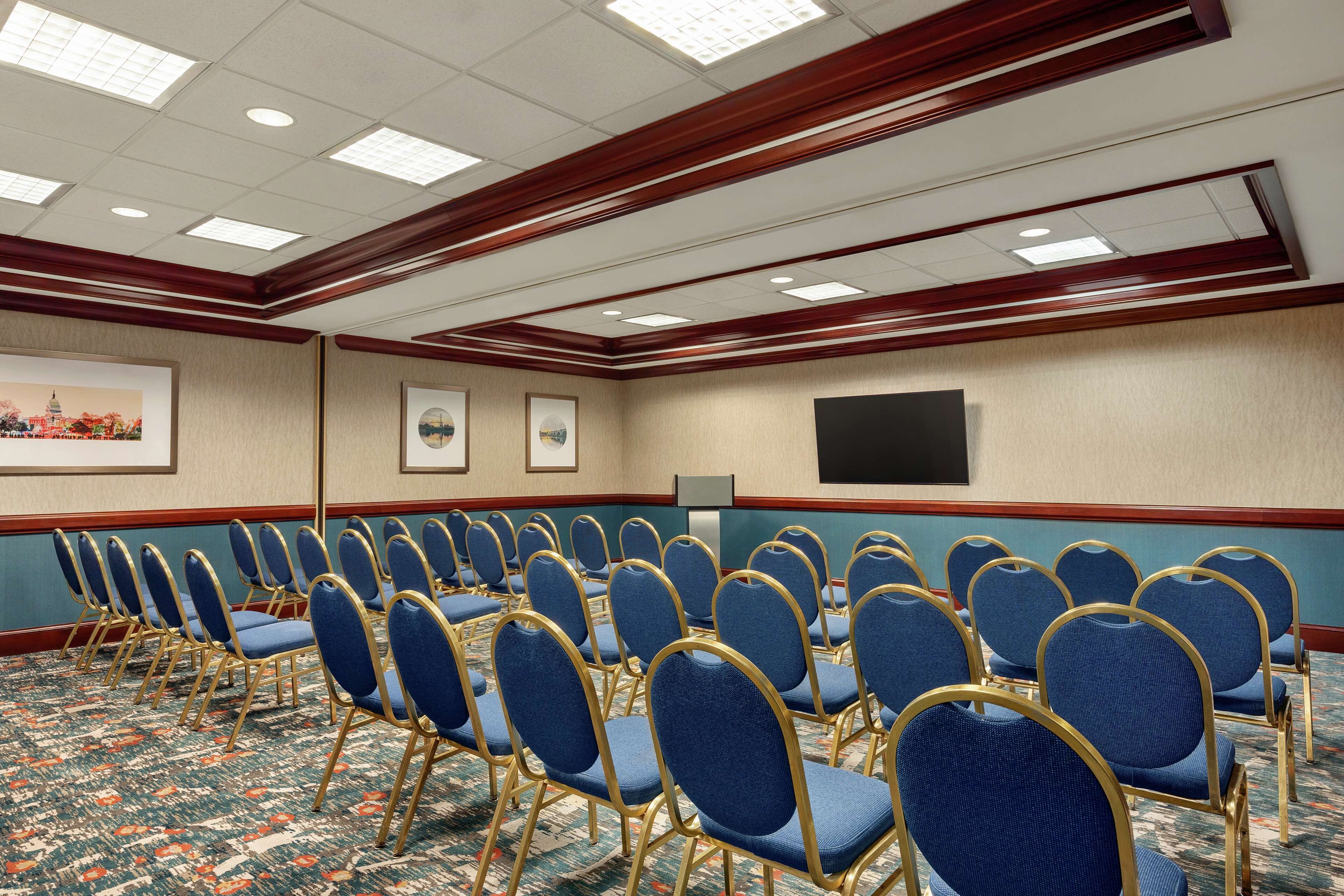 Hampton Inn Dulles/Cascades Hampton Inn Dulles/Cascades