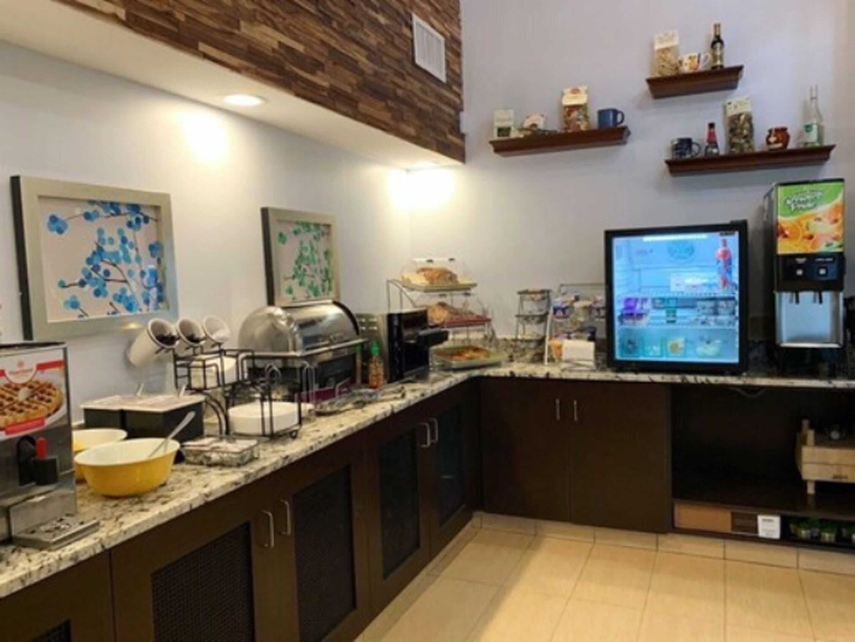 Tysons Corner Suites a Baymont by Wyndham