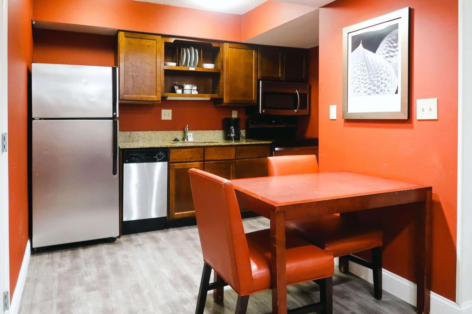 Tysons Corner Suites a Baymont by Wyndham