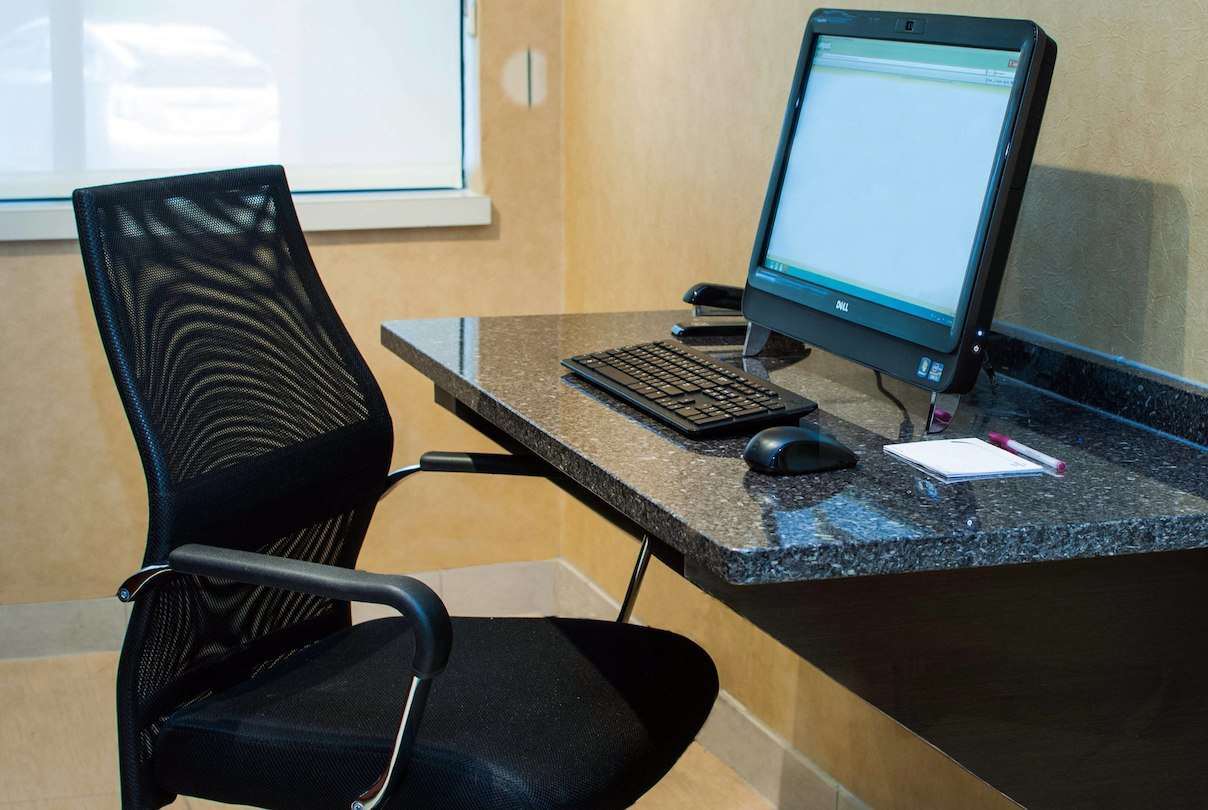 Tysons Corner Suites a Baymont by Wyndham