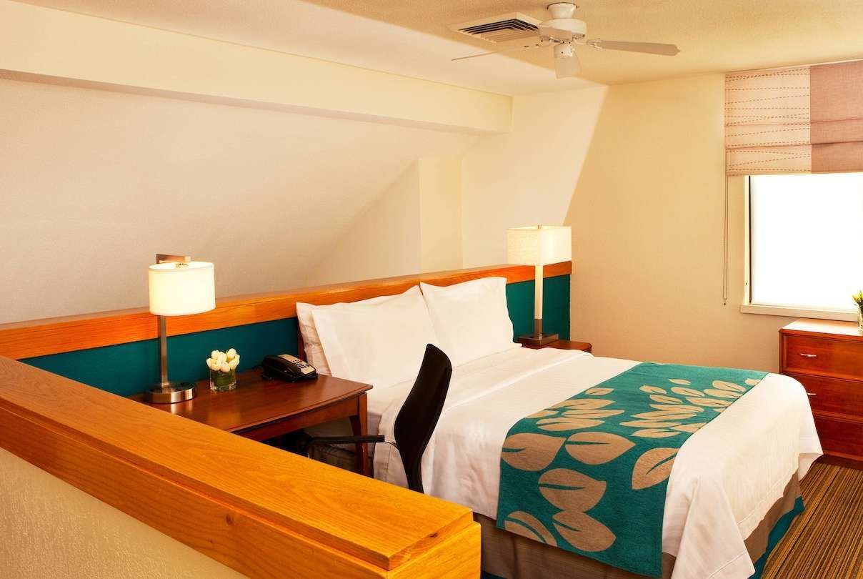 Tysons Corner Suites a Baymont by Wyndham