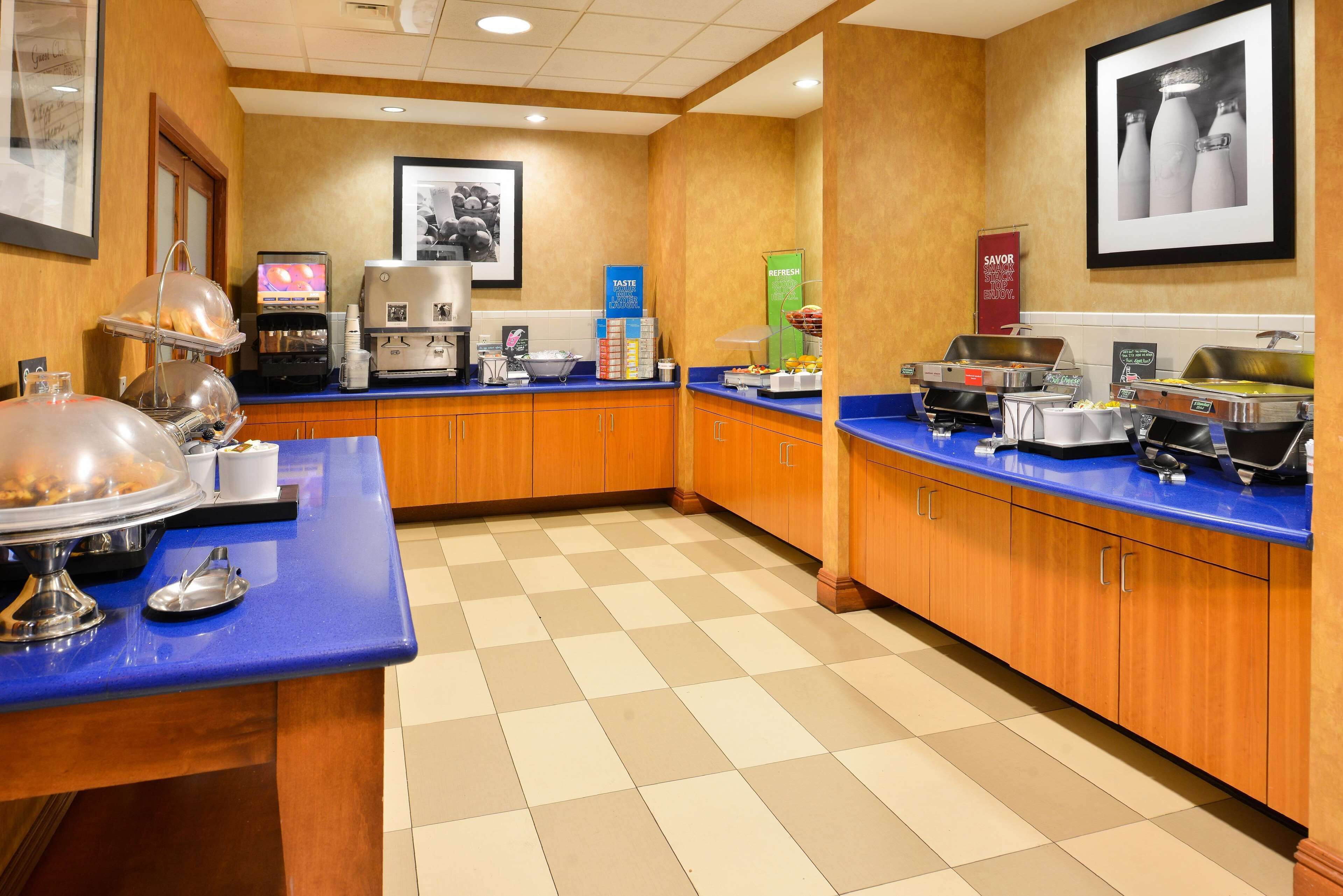 Hampton Inn Virginia Beach-Oceanfront South Hampton Inn Virginia Beach-Oceanfront South