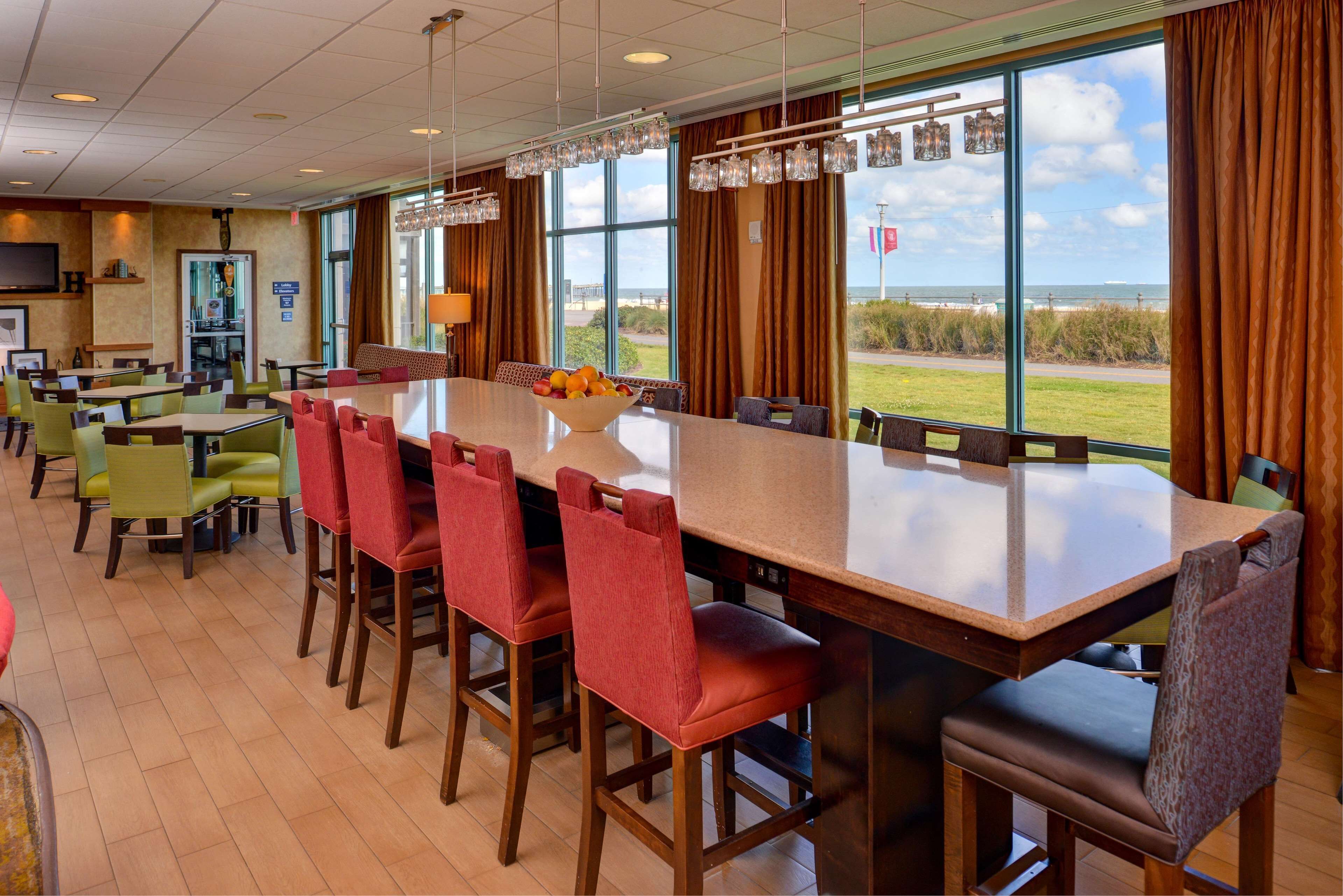 Hampton Inn Virginia Beach-Oceanfront South Hampton Inn Virginia Beach-Oceanfront South