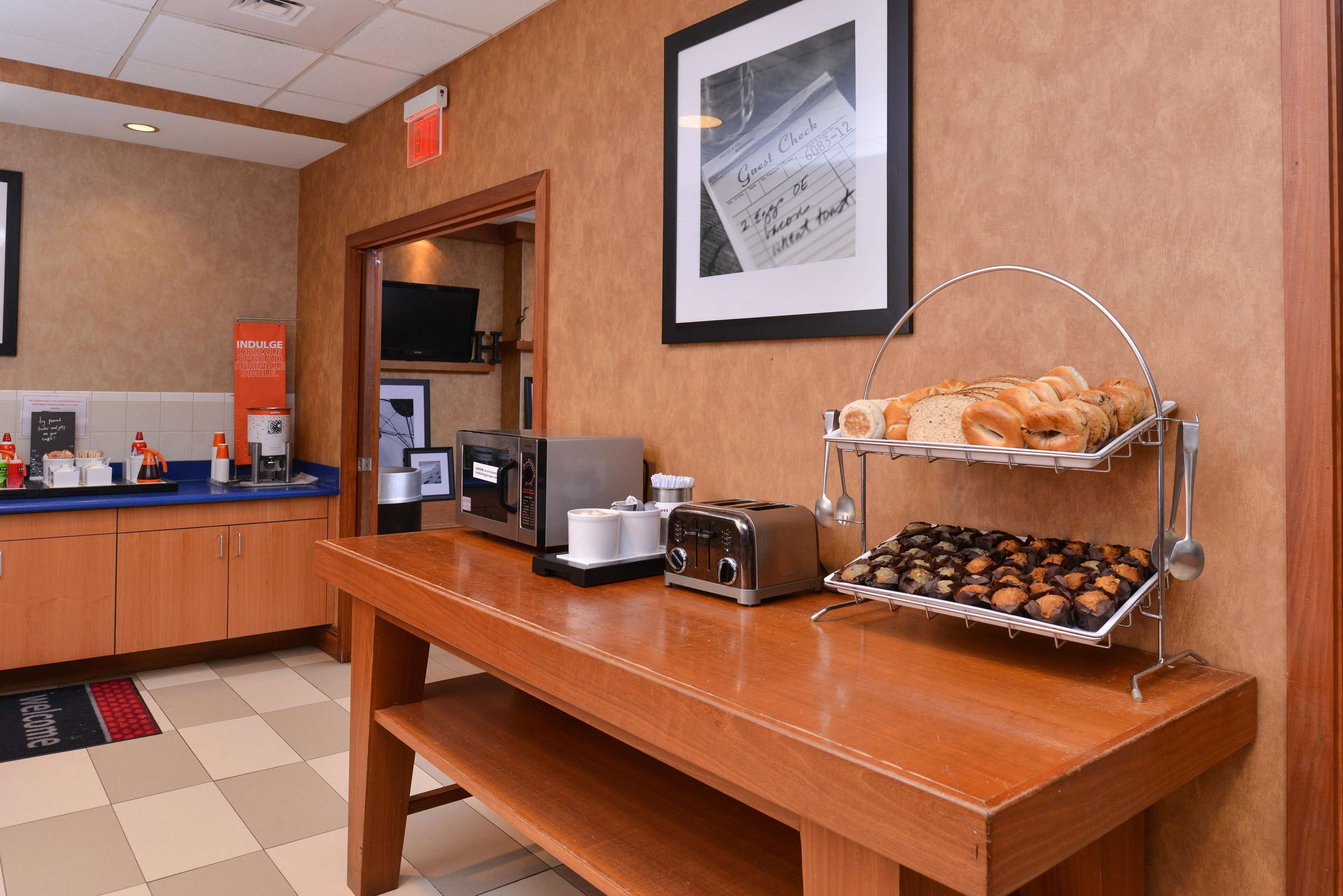 Hampton Inn Virginia Beach-Oceanfront South Hampton Inn Virginia Beach-Oceanfront South
