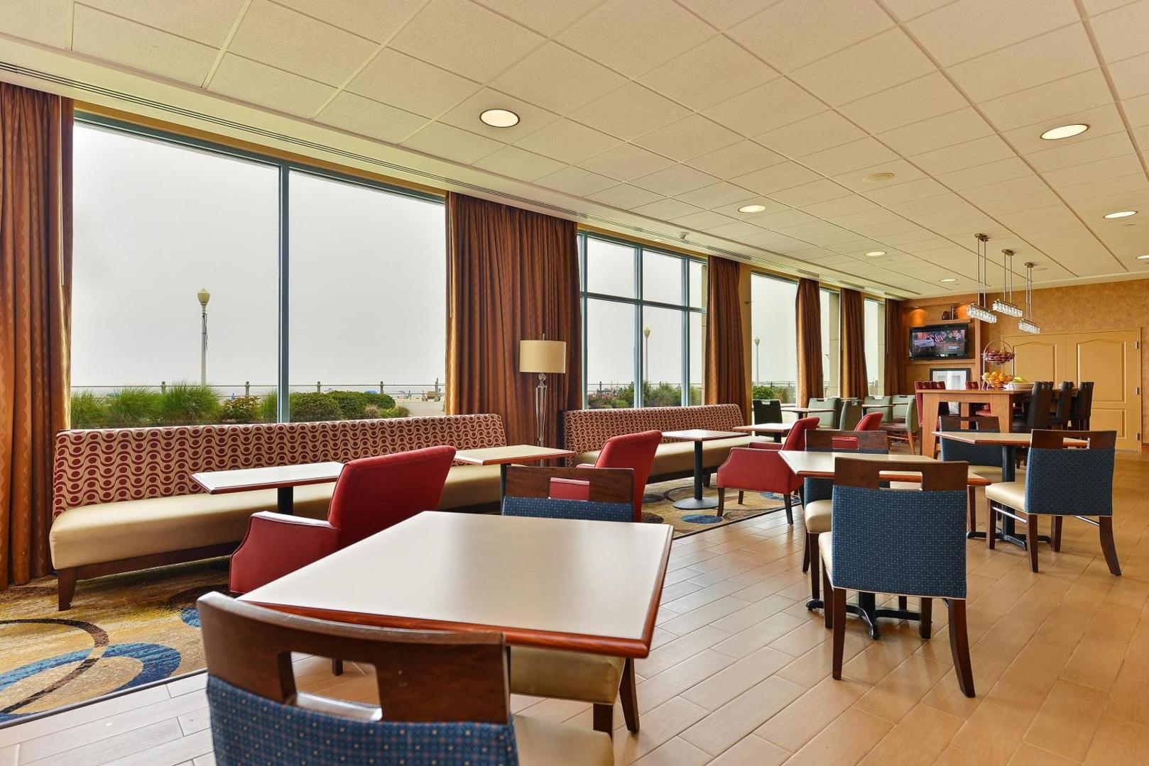 Hampton Inn Virginia Beach-Oceanfront South Hampton Inn Virginia Beach-Oceanfront South