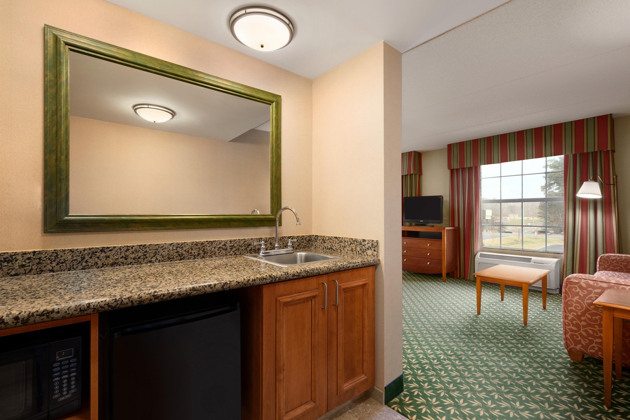 Hampton Inn & Suites Williamsburg-Central Hampton Inn & Suites Williamsburg-Central