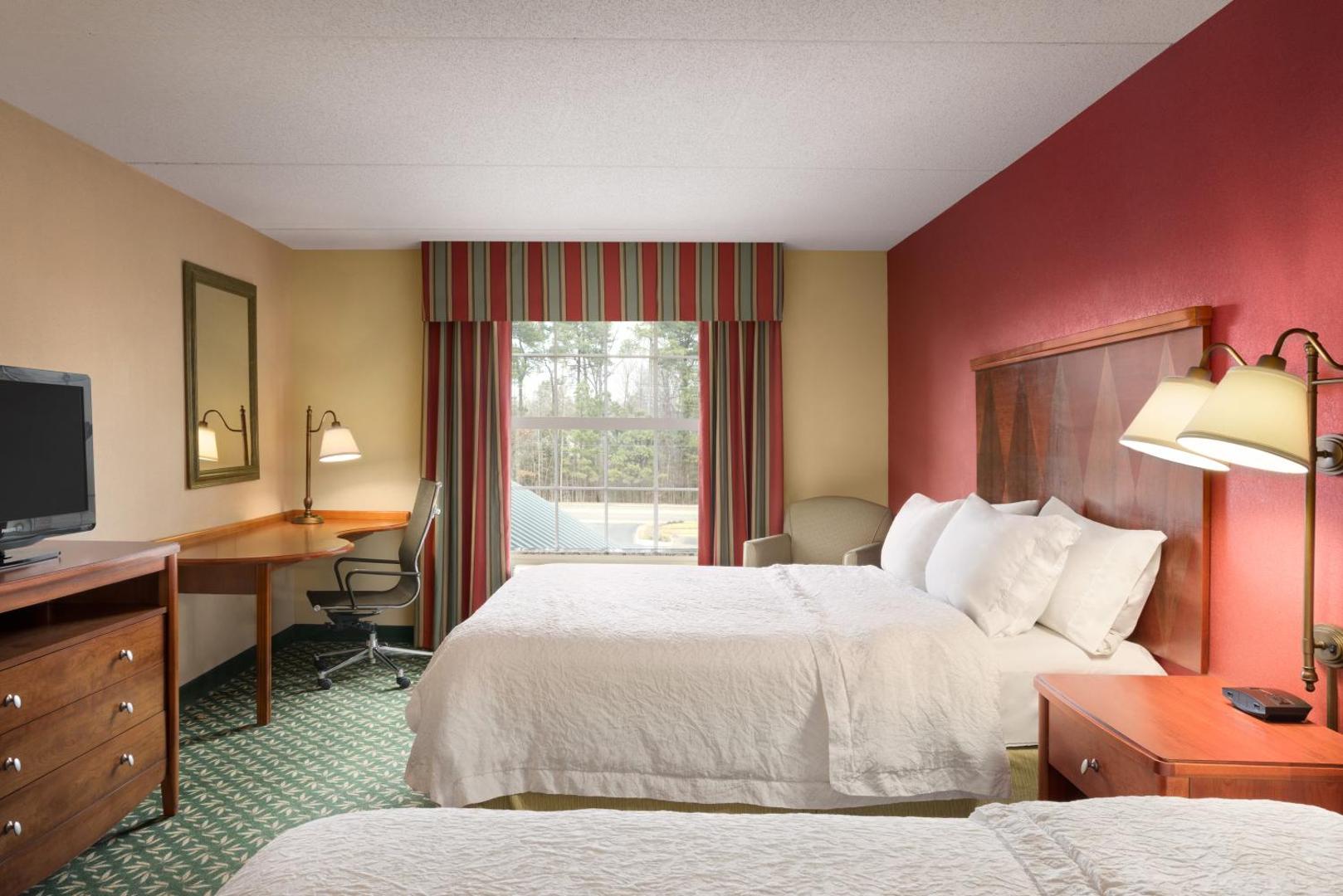 Hampton Inn & Suites Williamsburg-Central Hampton Inn & Suites Williamsburg-Central