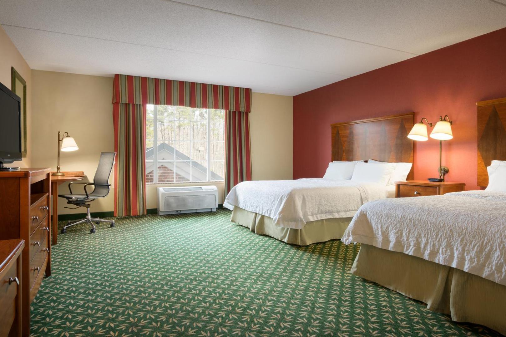 Hampton Inn & Suites Williamsburg-Central Hampton Inn & Suites Williamsburg-Central
