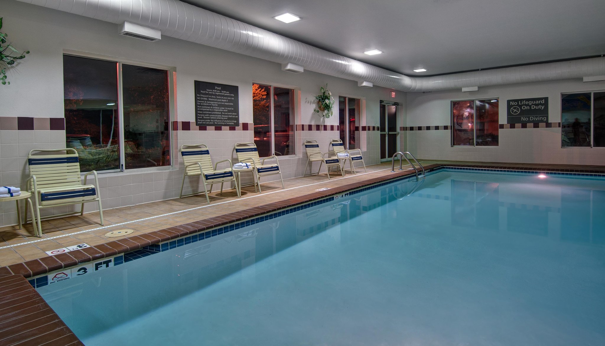 Hampton Inn & Suites Williamsburg/Richmond Rd. Hampton Inn & Suites Williamsburg/Richmond Rd.