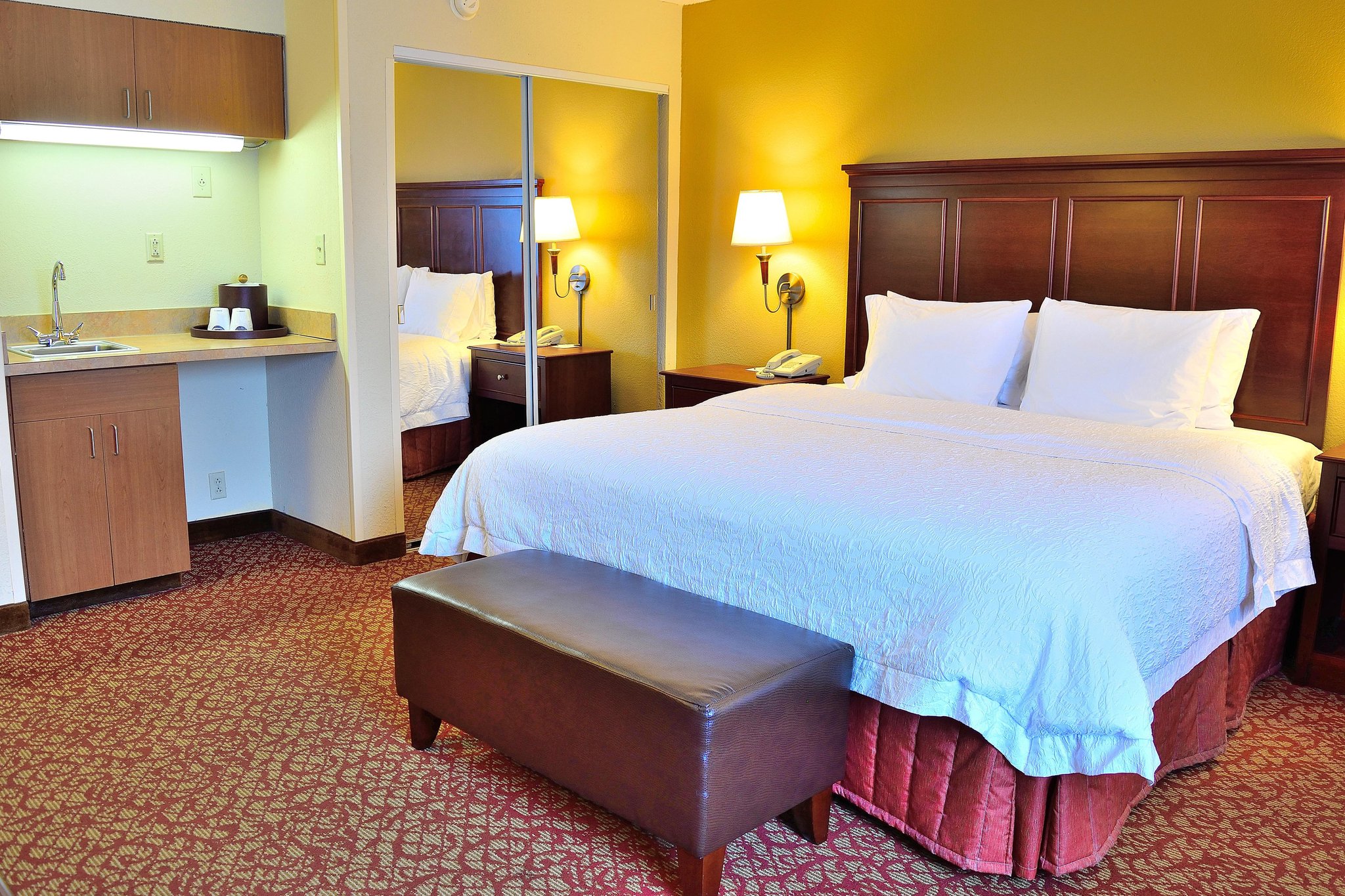 Hampton Inn & Suites Williamsburg/Richmond Rd. Hampton Inn & Suites Williamsburg/Richmond Rd.
