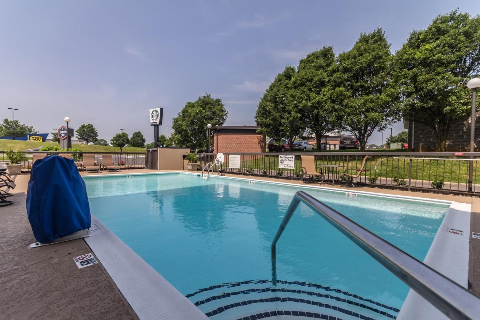 Hampton Inn Winchester-University/Mall Area Hampton Inn Winchester-University/Mall Area