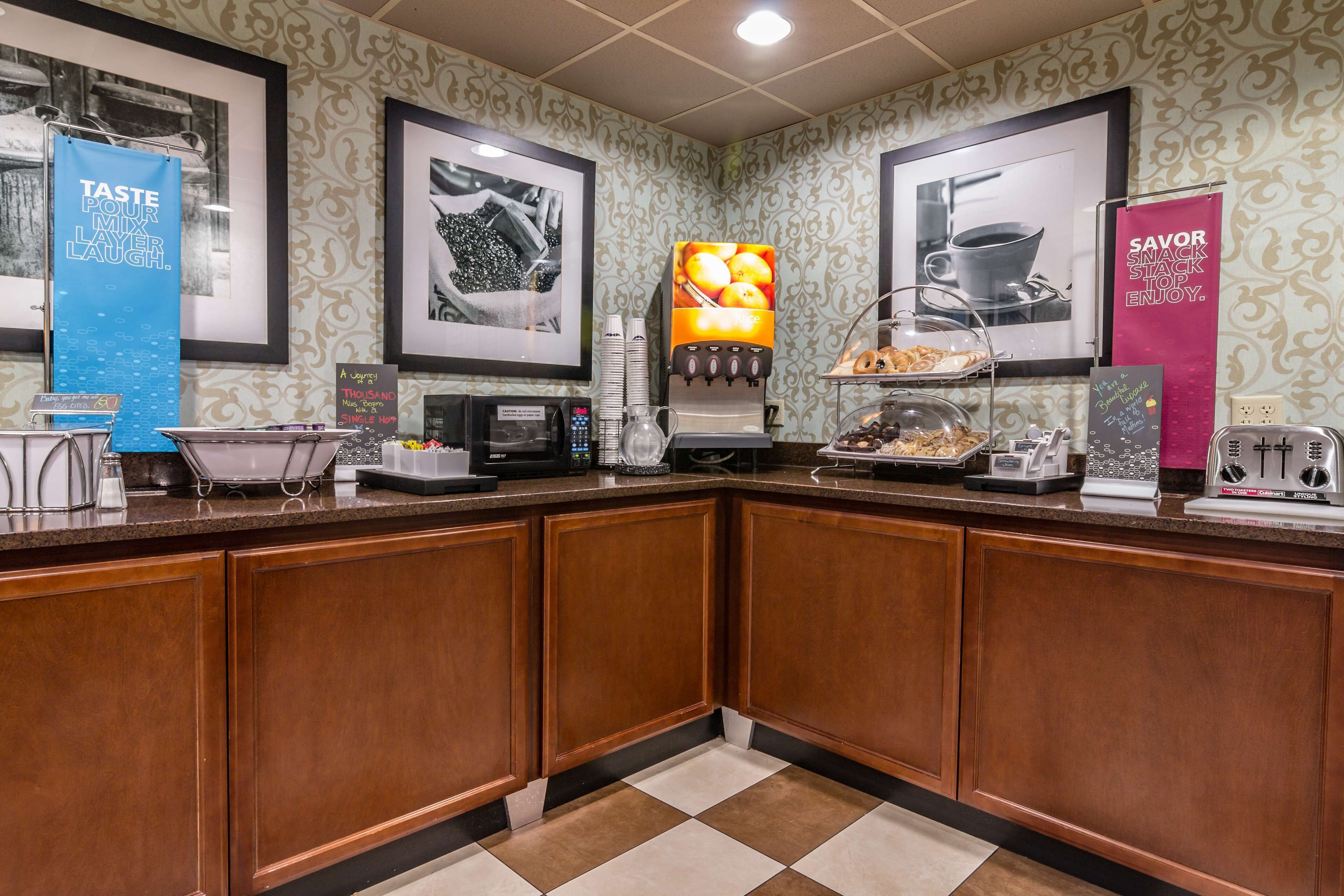 Hampton Inn Winchester-University/Mall Area Hampton Inn Winchester-University/Mall Area