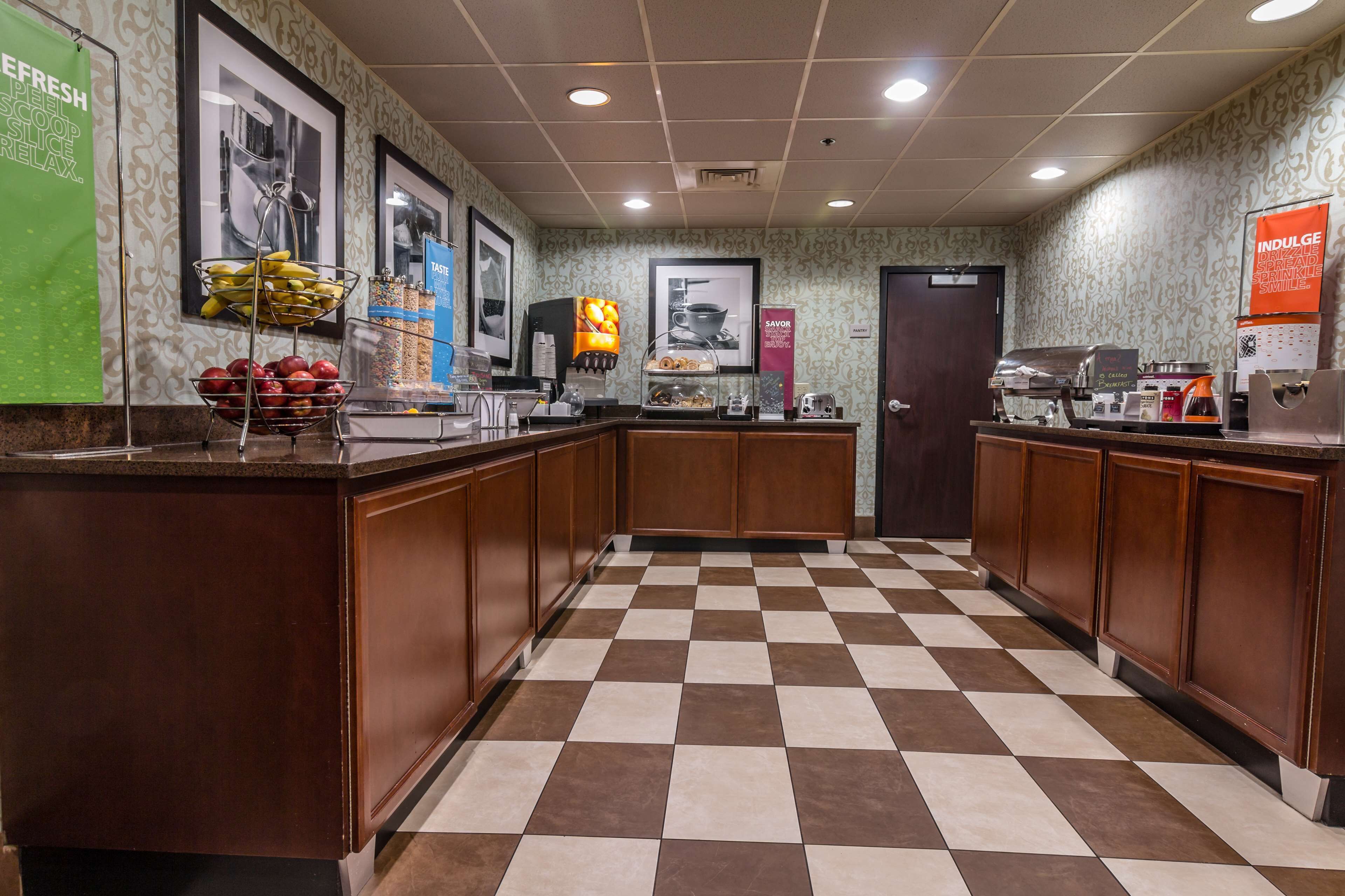 Hampton Inn Winchester-University/Mall Area Hampton Inn Winchester-University/Mall Area