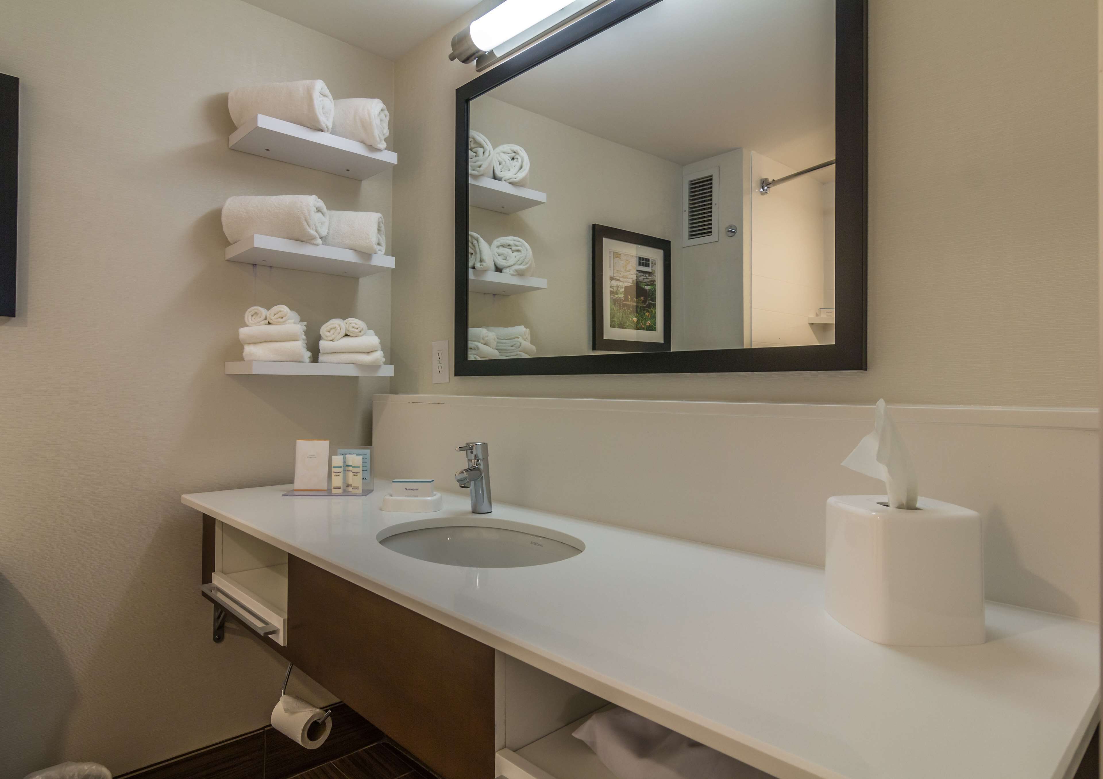 Hampton Inn Winchester-University/Mall Area Hampton Inn Winchester-University/Mall Area